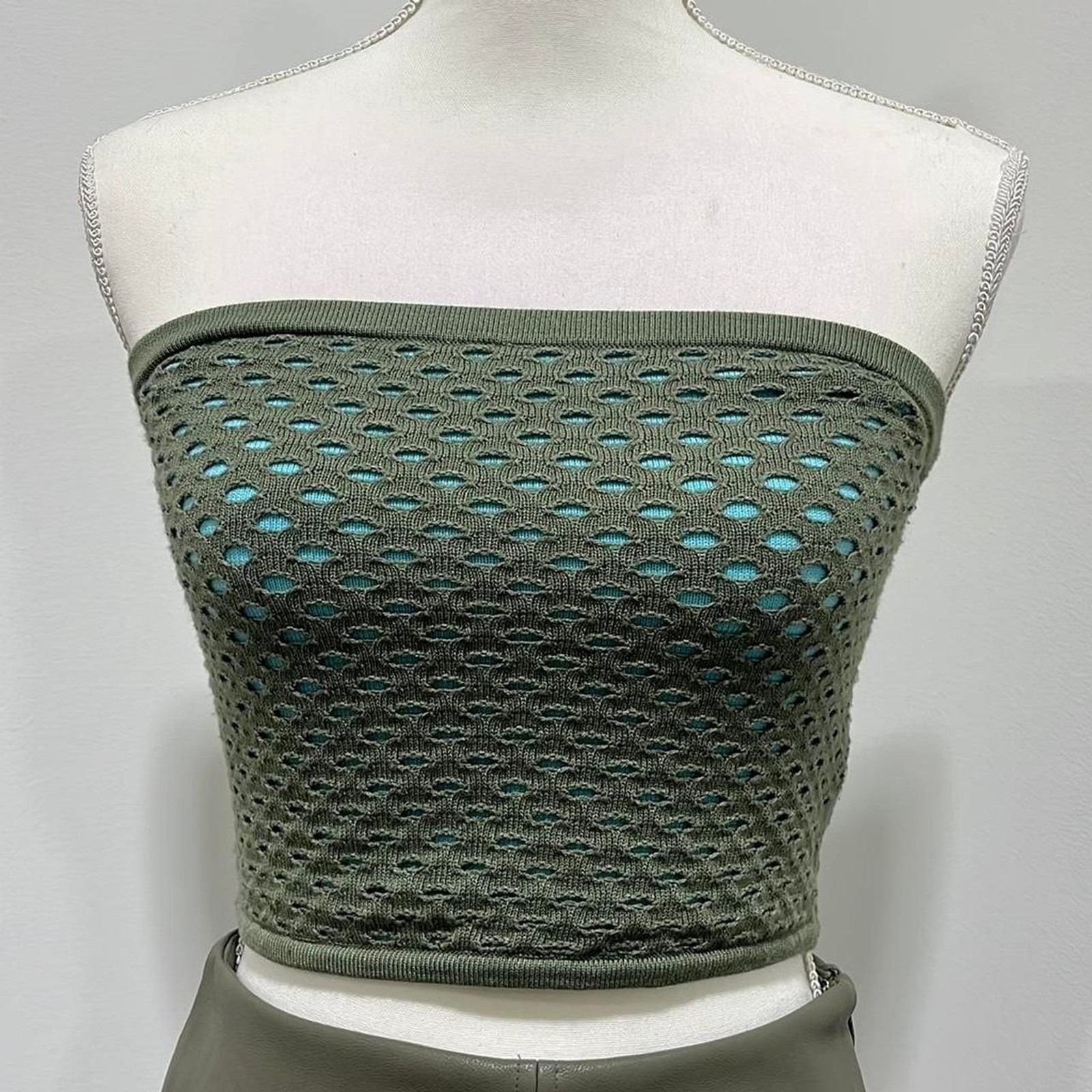 Aerie Women’s Green and Khaki Crop-top