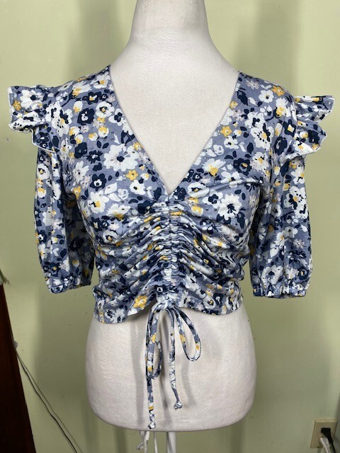 RoomMates Womens Sz M Floral Eyelet Ruched Flutter Sleeve Crop Top Fairycore