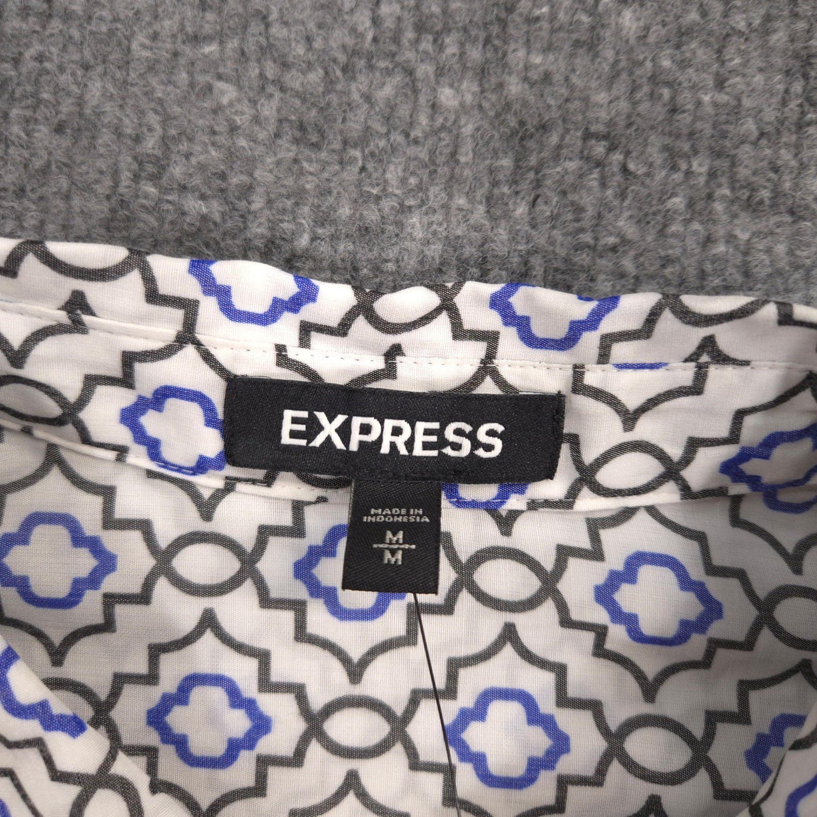 Express The City Shirt Womens M Blue Geometric Lightweight Roll Tab Sleeve NEW