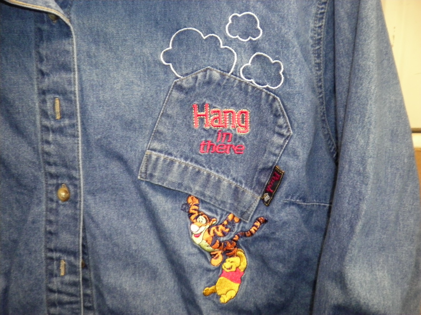 Vintage Disney Winnie the Pooh Denim Shirt Button Size 22W/24W Embroidered