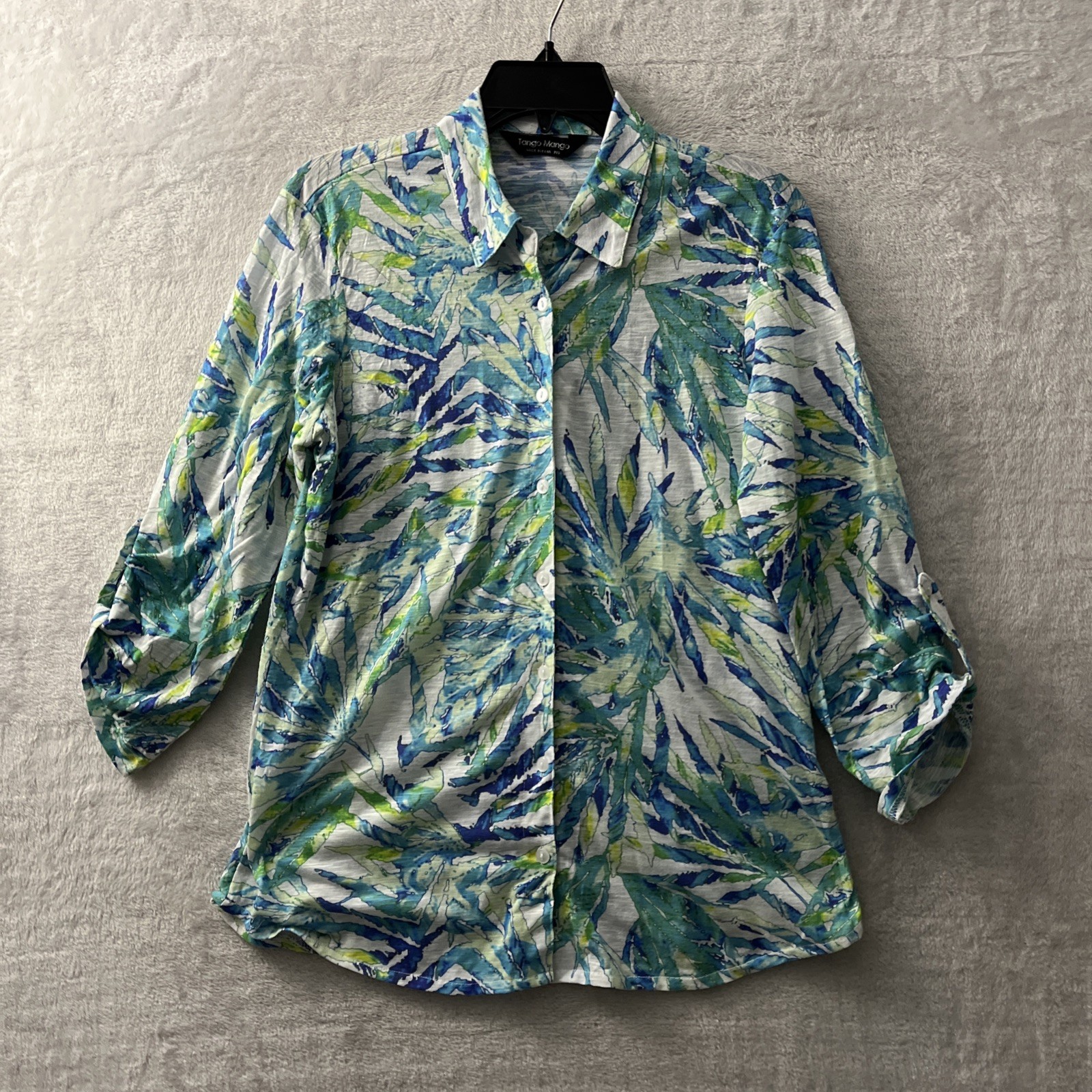 Tango Mango Womans Button Up Top Multicolor Floral Petites Small Polyester Blend