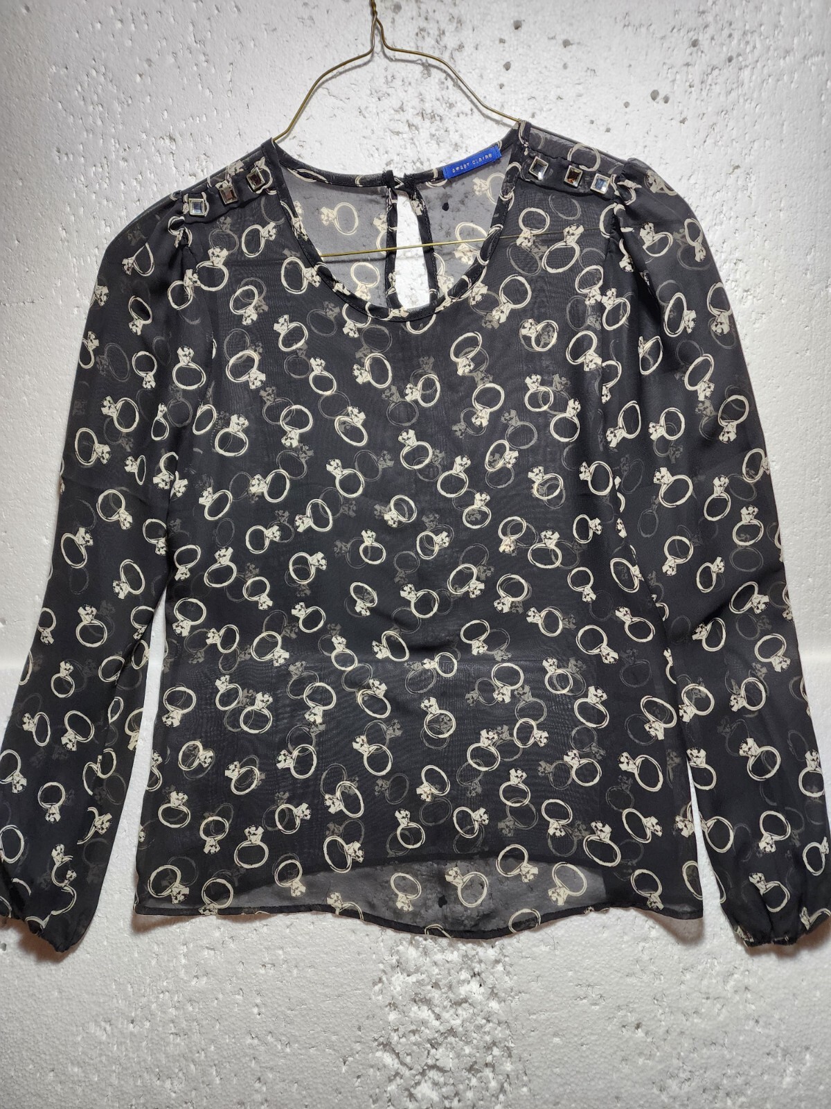 Sweet Claire Top Women Medium Black White Blouse Long Sleeve Round Neck Ring