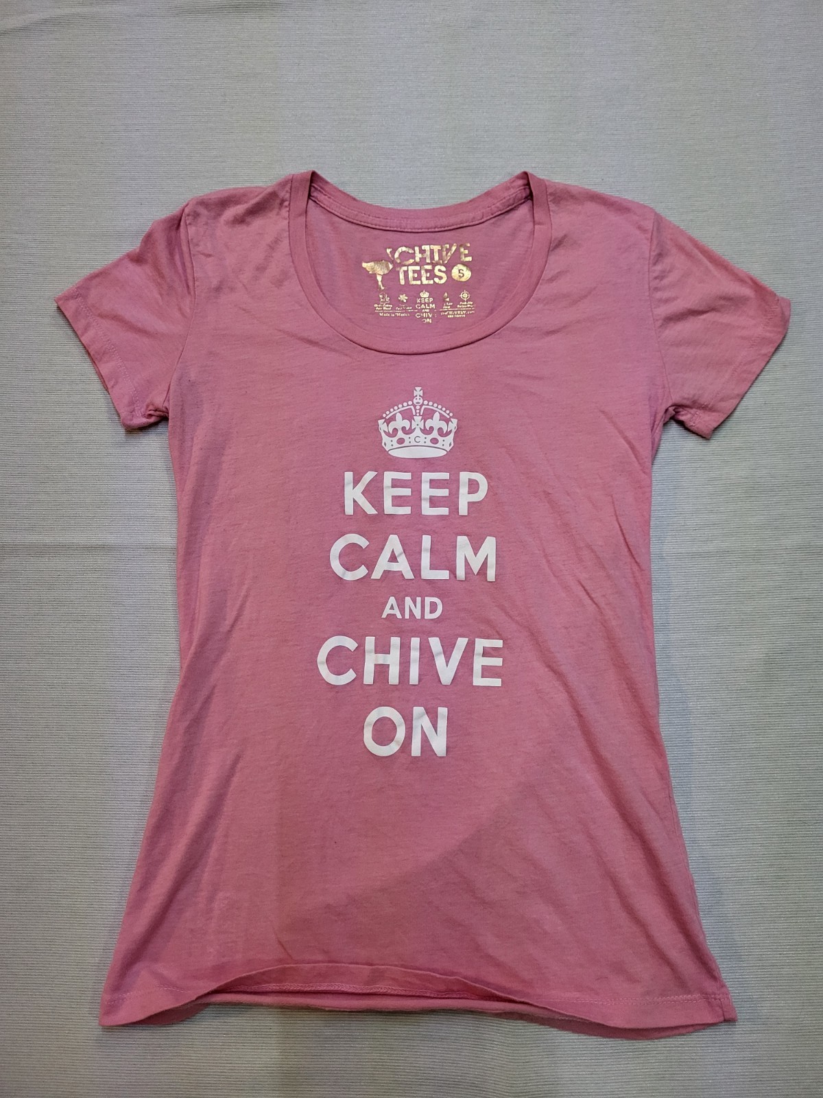 Chive Tees Keep Calm And Chive On Pink Tee Shirt Womens Small Pullover Stretch