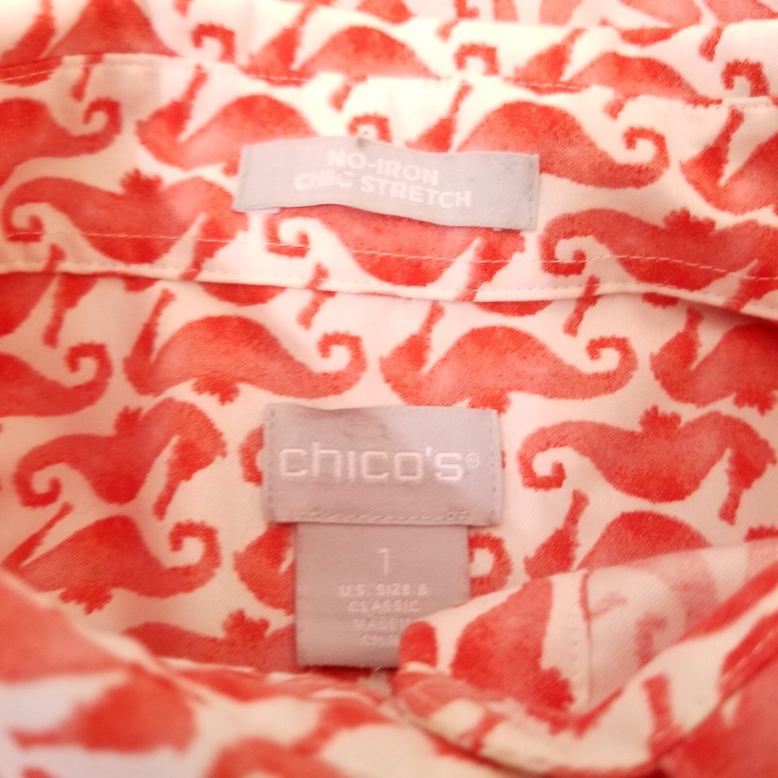Chico’s No Iron Button Up Shirt Size M Orange Seahorse Pattern 3/4 Sleeve