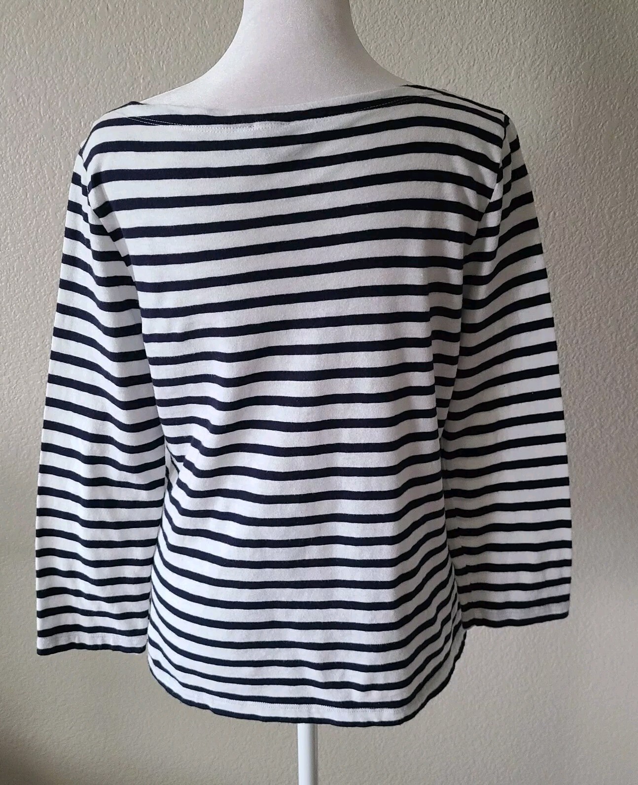 J. Crew Women T Shirt Small Striped ” Truth ” Tee Navy White Boat Neck Nautical