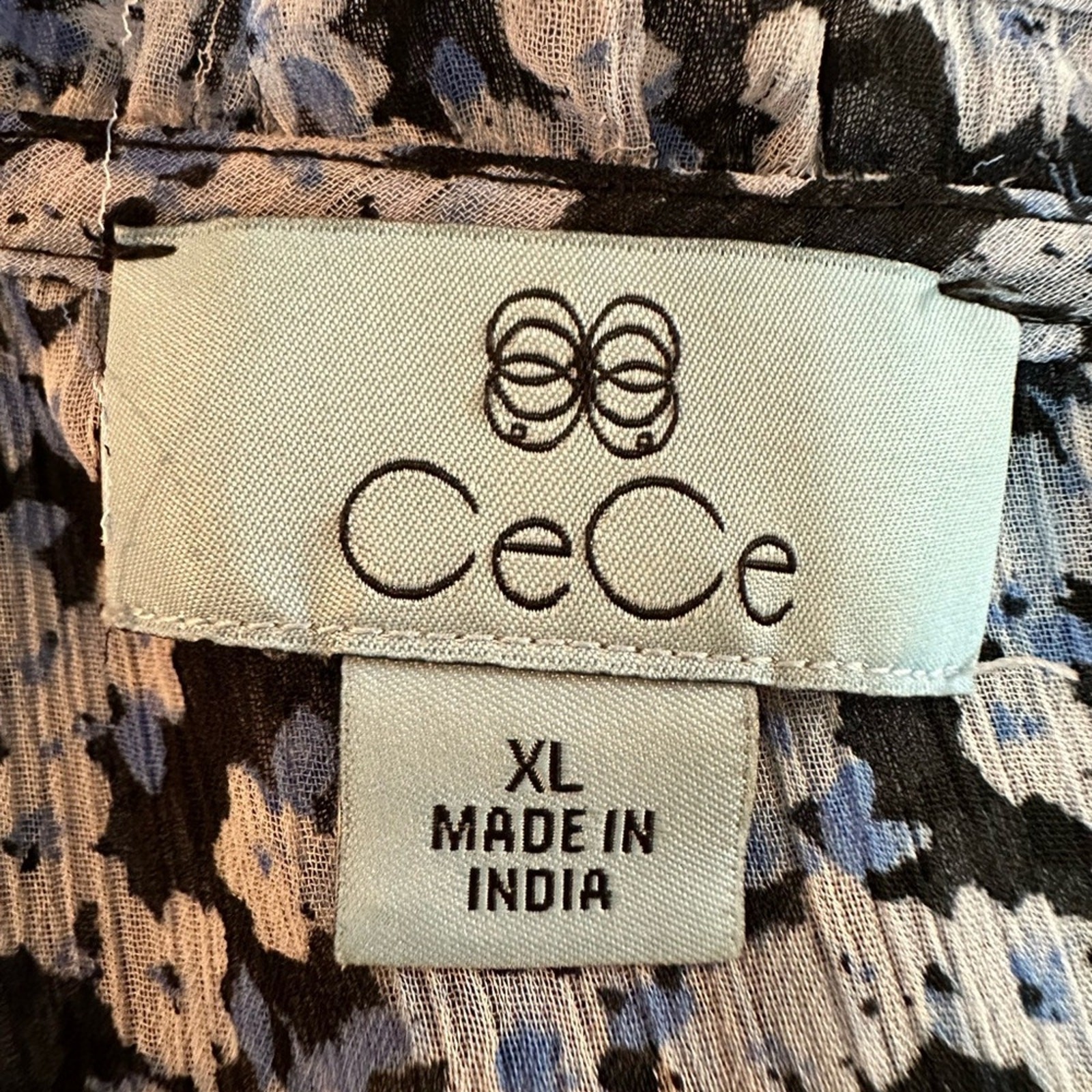 CeCe | Blue Puff Sleeve Button Down Blouse, XL gently worn