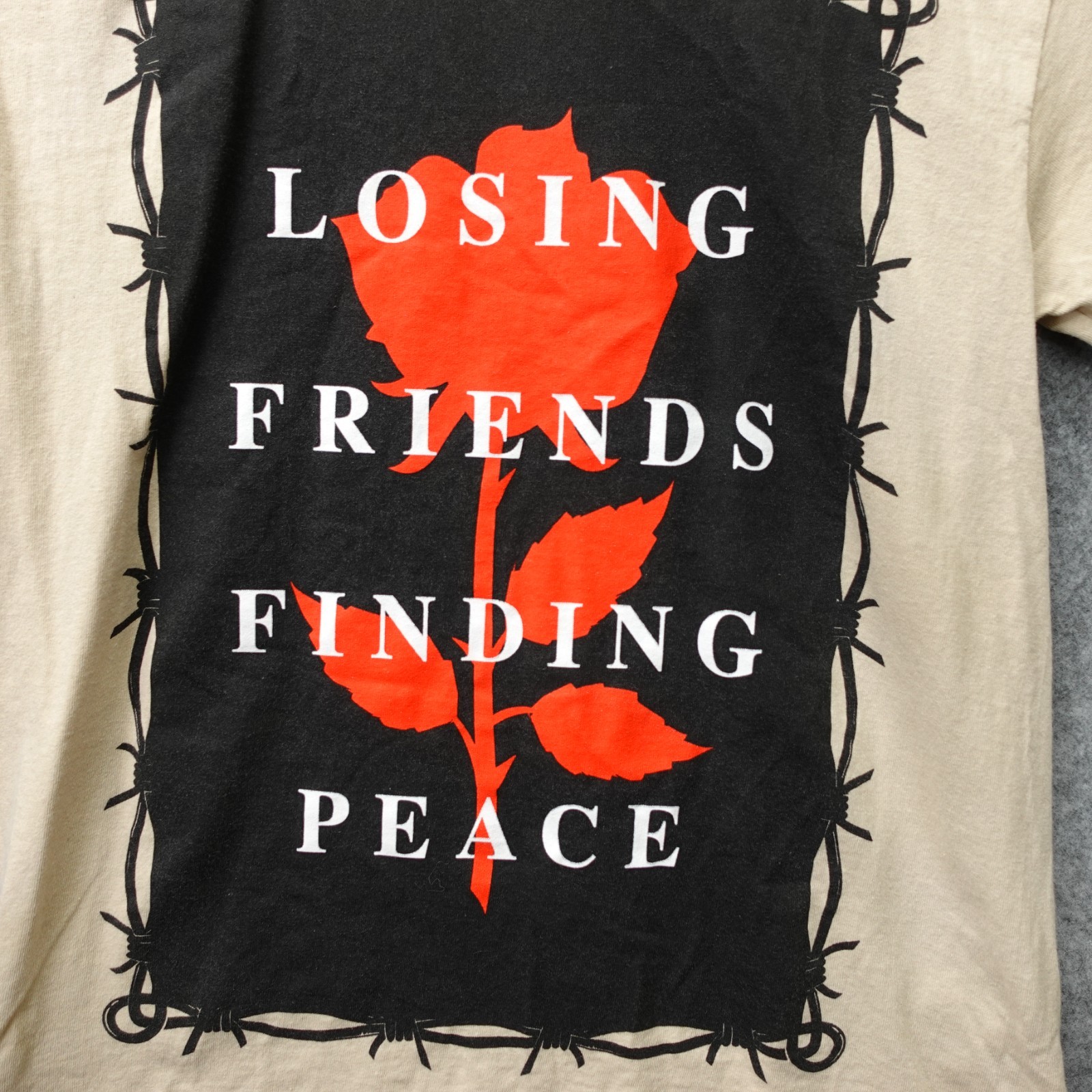 Womens Rose Graphic Shirt M Beige LOSING FRIENDS FINDING PEACE Sand Tee Grunge