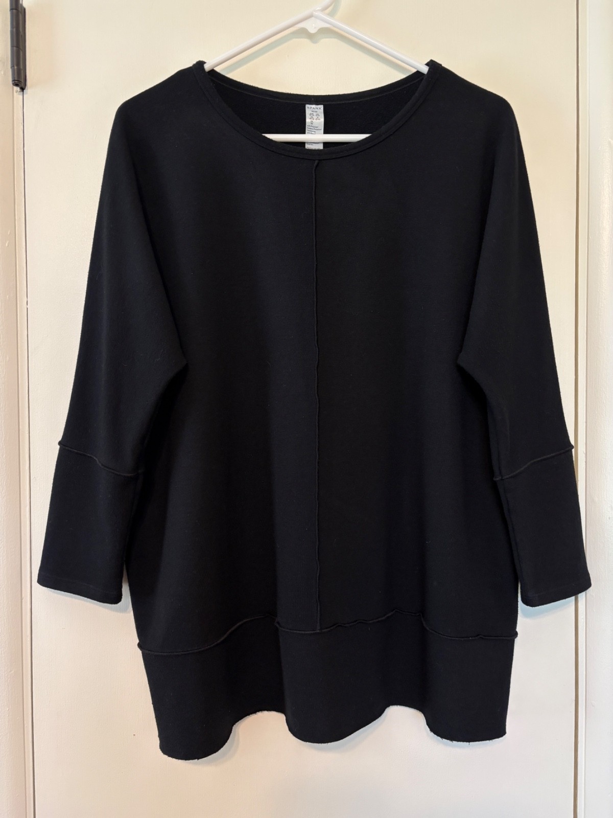 Spanx #50171R Women’s Dolman 3/4-Sleeve Perfect Length Shirt Top M Very Black