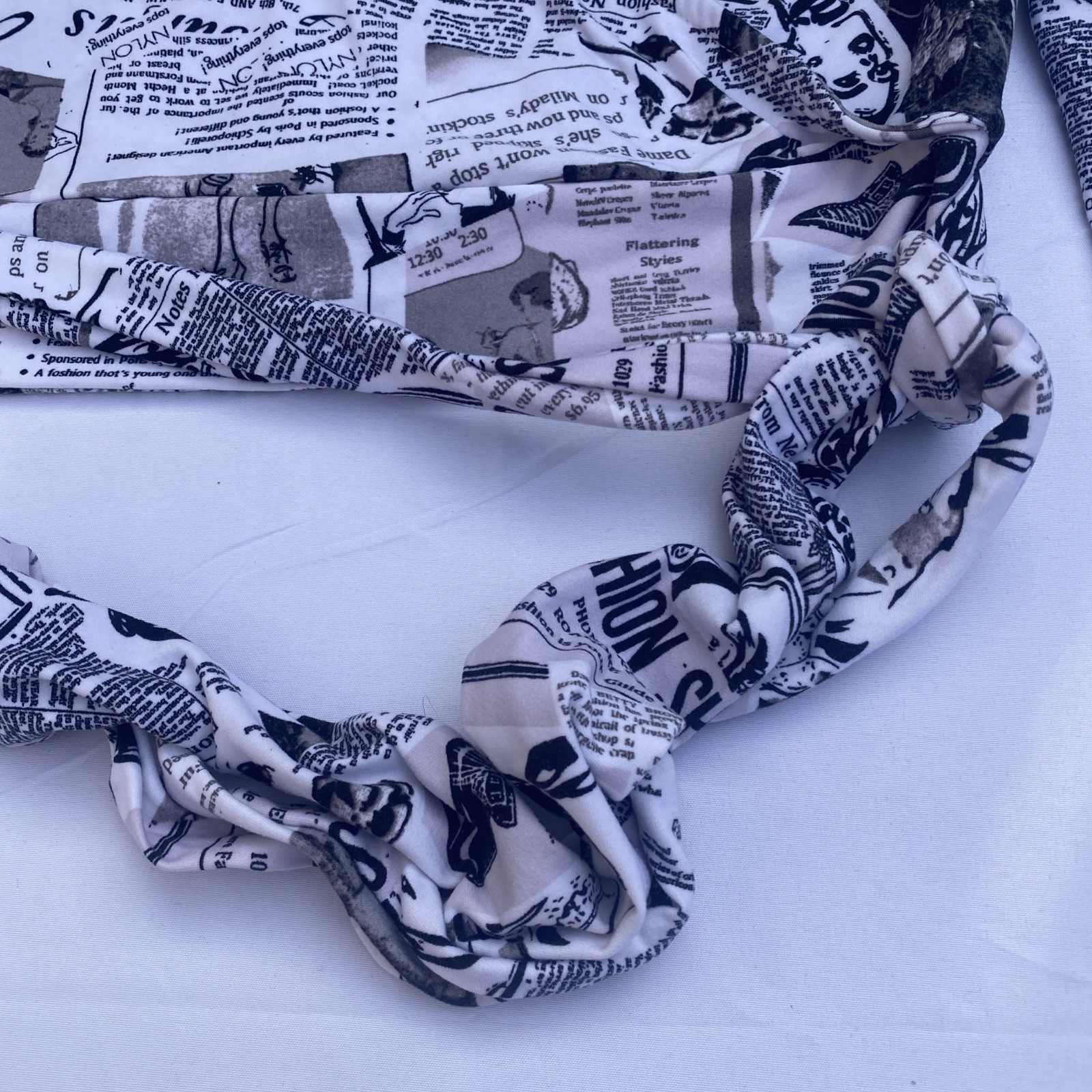 No Comment NY LA Wrap Blouse Sexy Newspaper Print Knit Tie Top Shirt XL