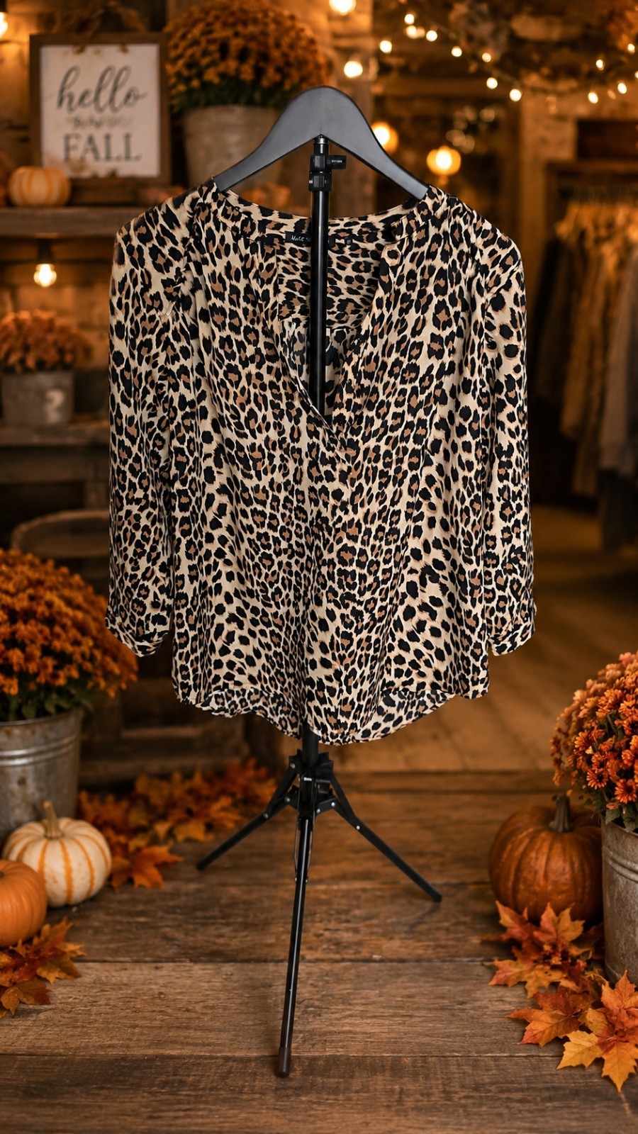 Violet & Claire Leopard Print V-Neck Blouse Size Large Brown Black