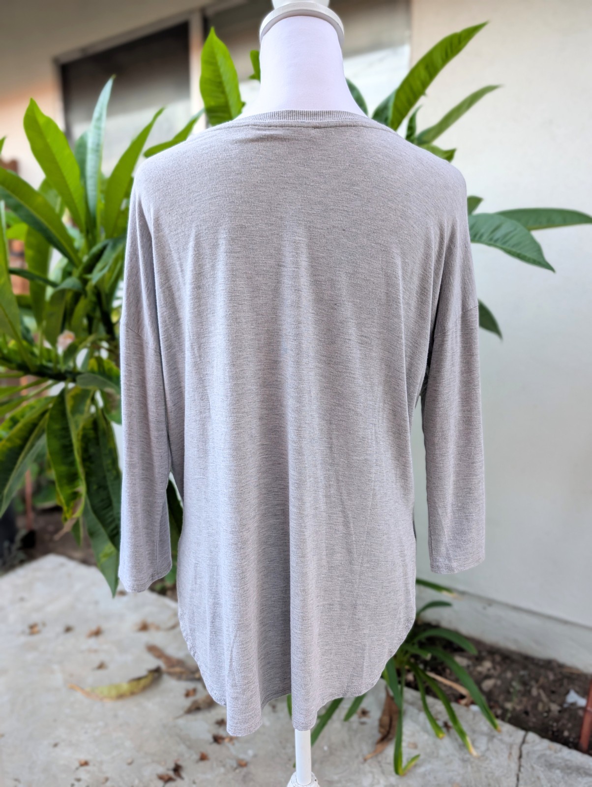 Babaton Aritzia heather gray scoop neck dolman 3/4 sleeve top VGUC small
