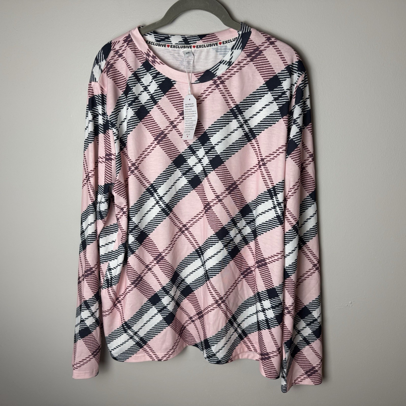 NEW Made With Love Top Size XXL 2XL Pink Black Plaid Long Sleeves Stretch Knit