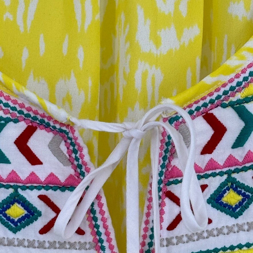 One September anthropologie women’s sleeveless blouse embroidered yellow large