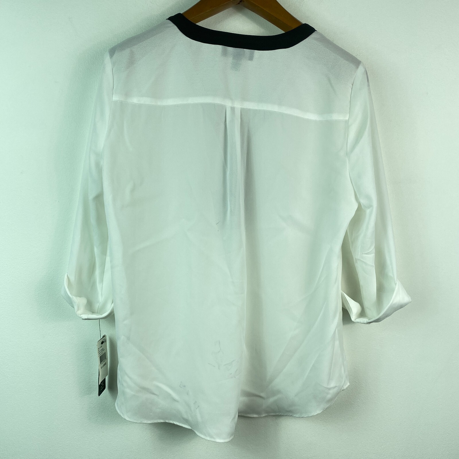 BCX Juniors XL White Black Colorblocked Zip Front VNeck Roll Tab Top NWD AS24