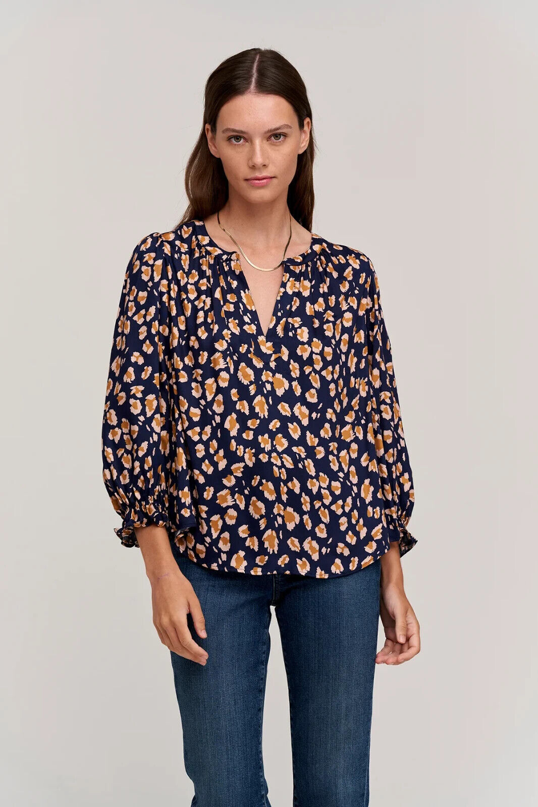 VELVET By Graham & Spencer Kacy 3/4 Printed Blouse Top Cheetah Navy $189 A4