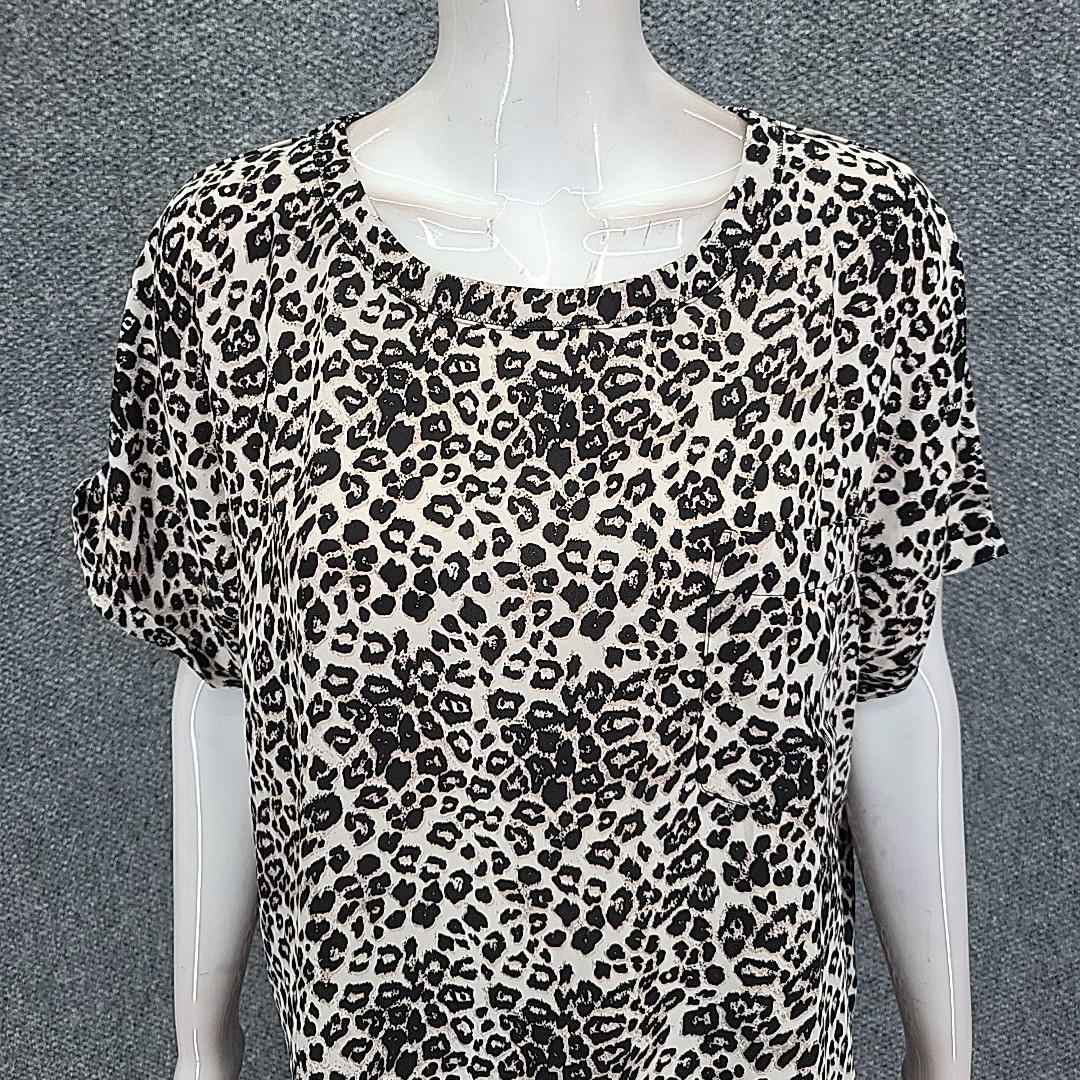 Women’s Animal Print Blouse Top Patch Chest Pocket X-Large Size