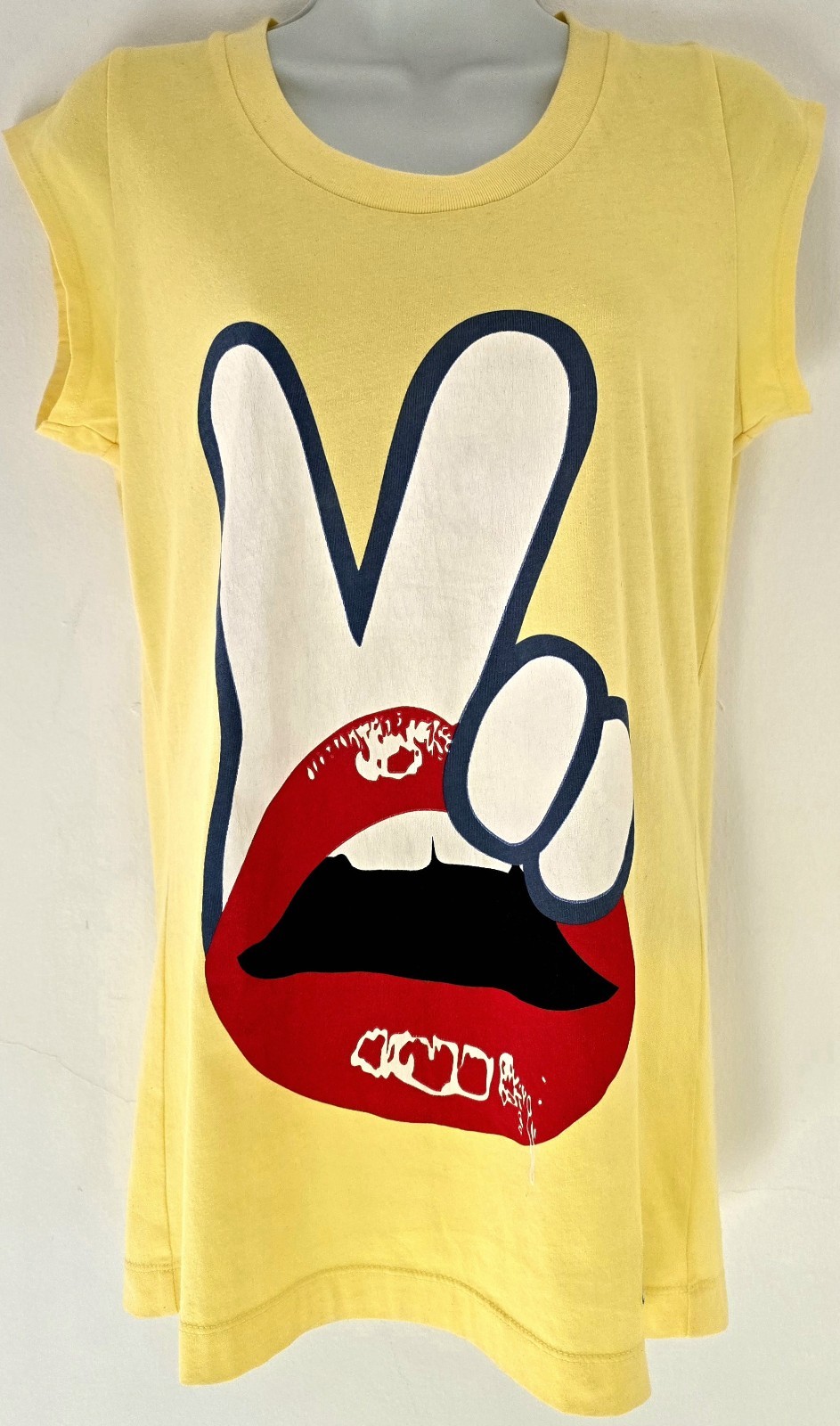 Mambo Graphic T Shirt Womens UK10 Yellow Lips Print BNWT Casual Tee