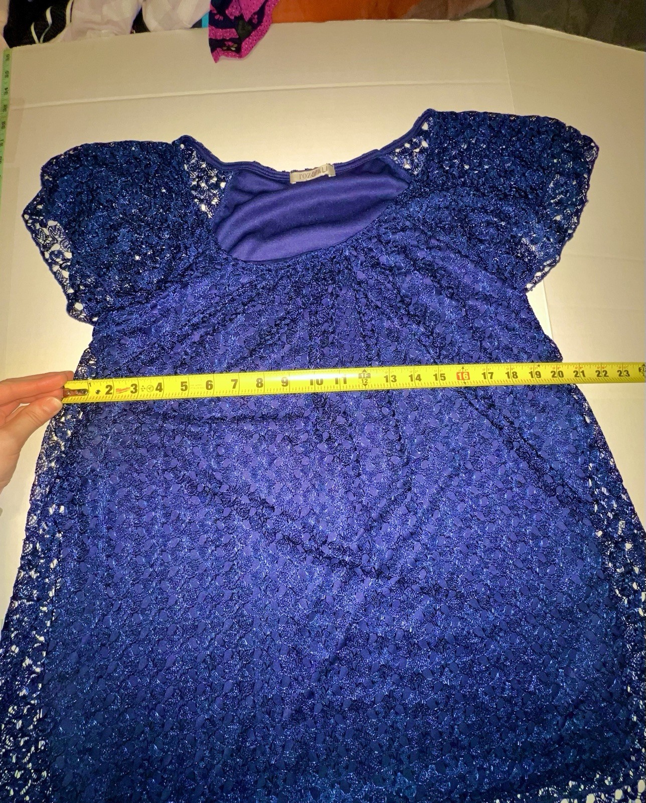 Rod And Ali Medium Blue Crochet Lined Blouse Women’s Short Sleeve