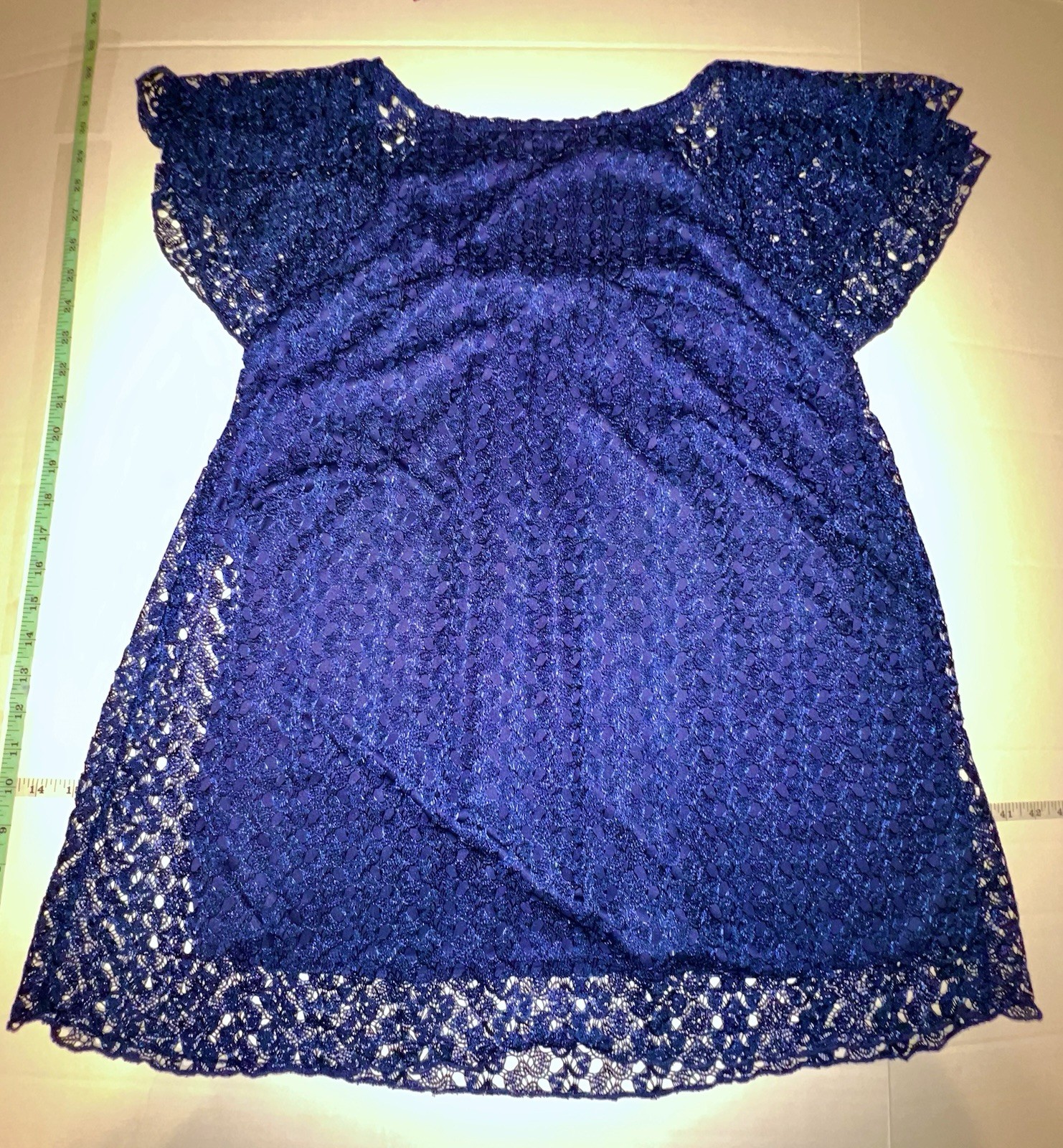 Rod And Ali Medium Blue Crochet Lined Blouse Women’s Short Sleeve