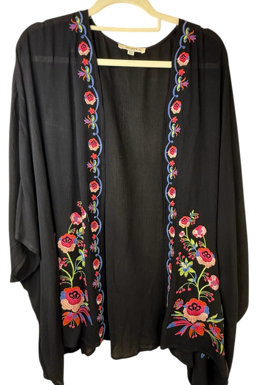 Umgee Black Floral Embroidered Mid-thigh Kimono