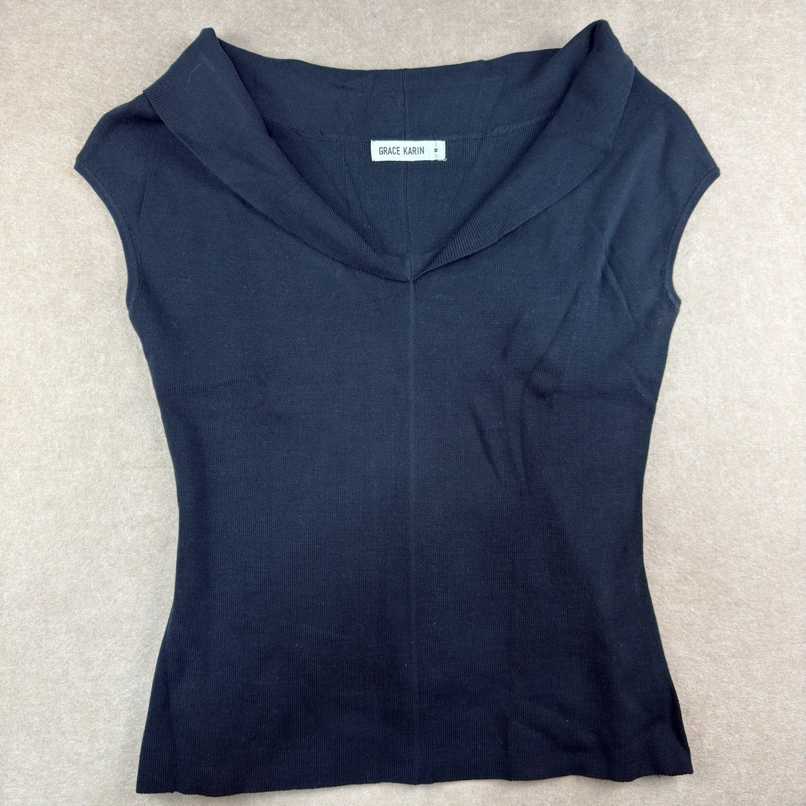 Grace Karin Women’s Black Sleeveless Knit Top Size M V-Neck Pullover Fitted