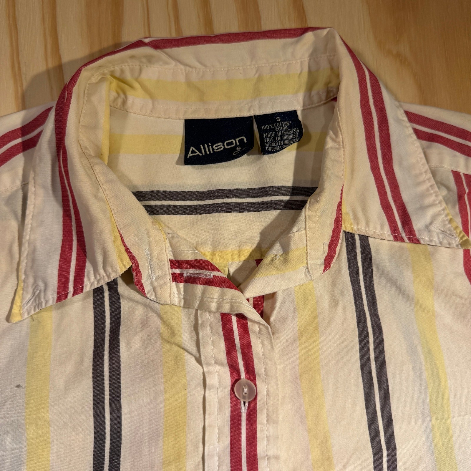 Allison & Co Women’s Vintage Striped Short Sleeve Button Up Shirt Yellow Red S