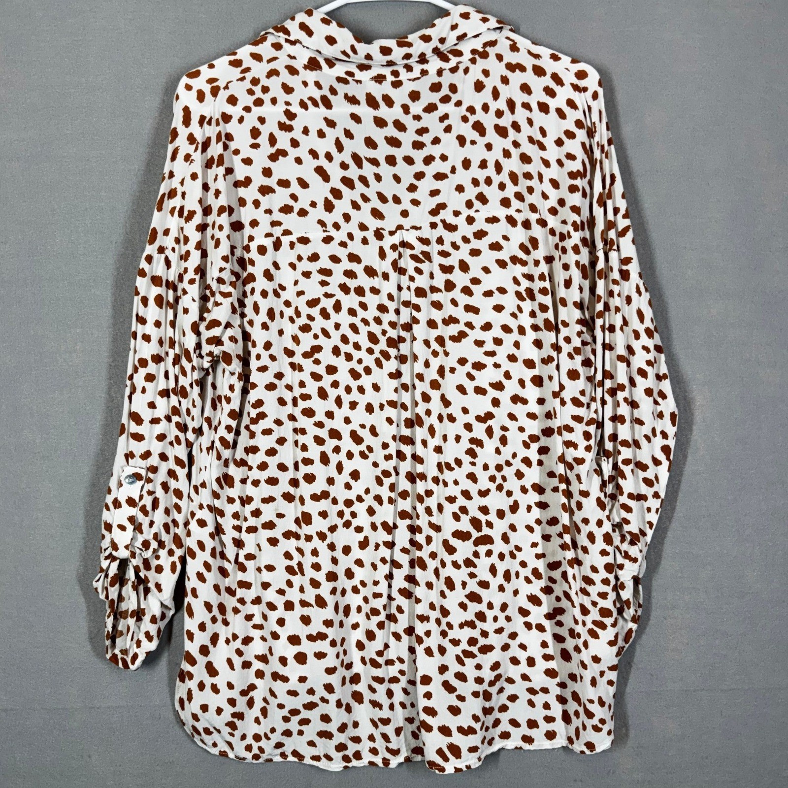 Umgee USA Women’s Medium Brown Animal Print Button Front Blouse Boho Rayon Top