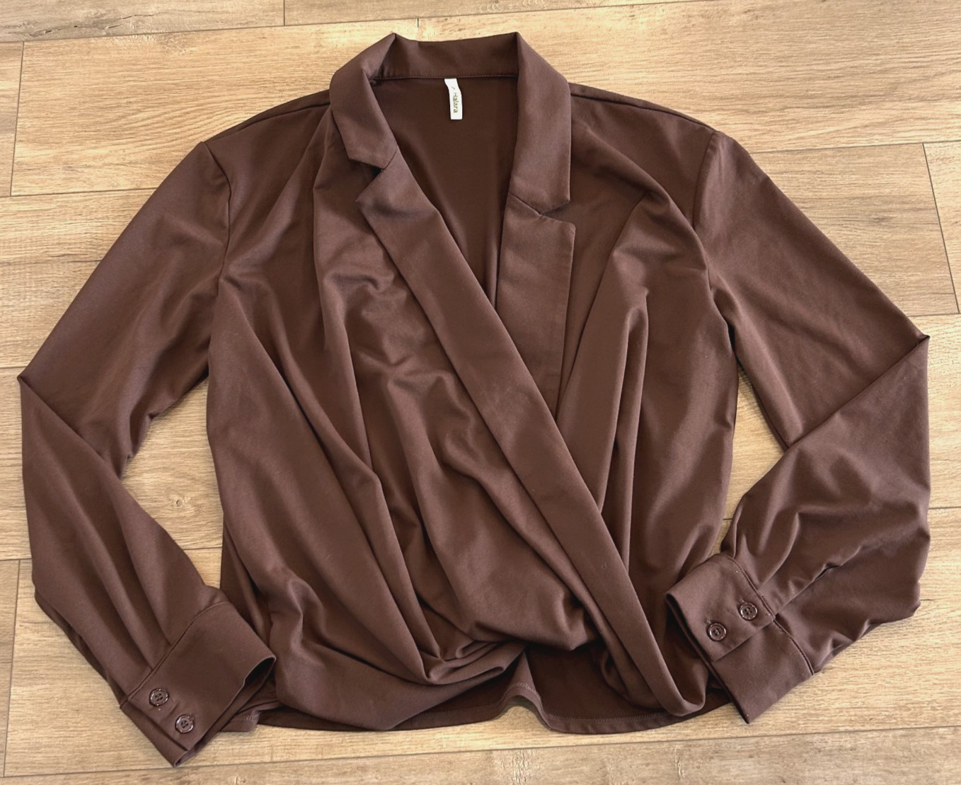 Halara Crossover Front Shirt Women’s M Brown Long Sleeve Notched Collar Stretch