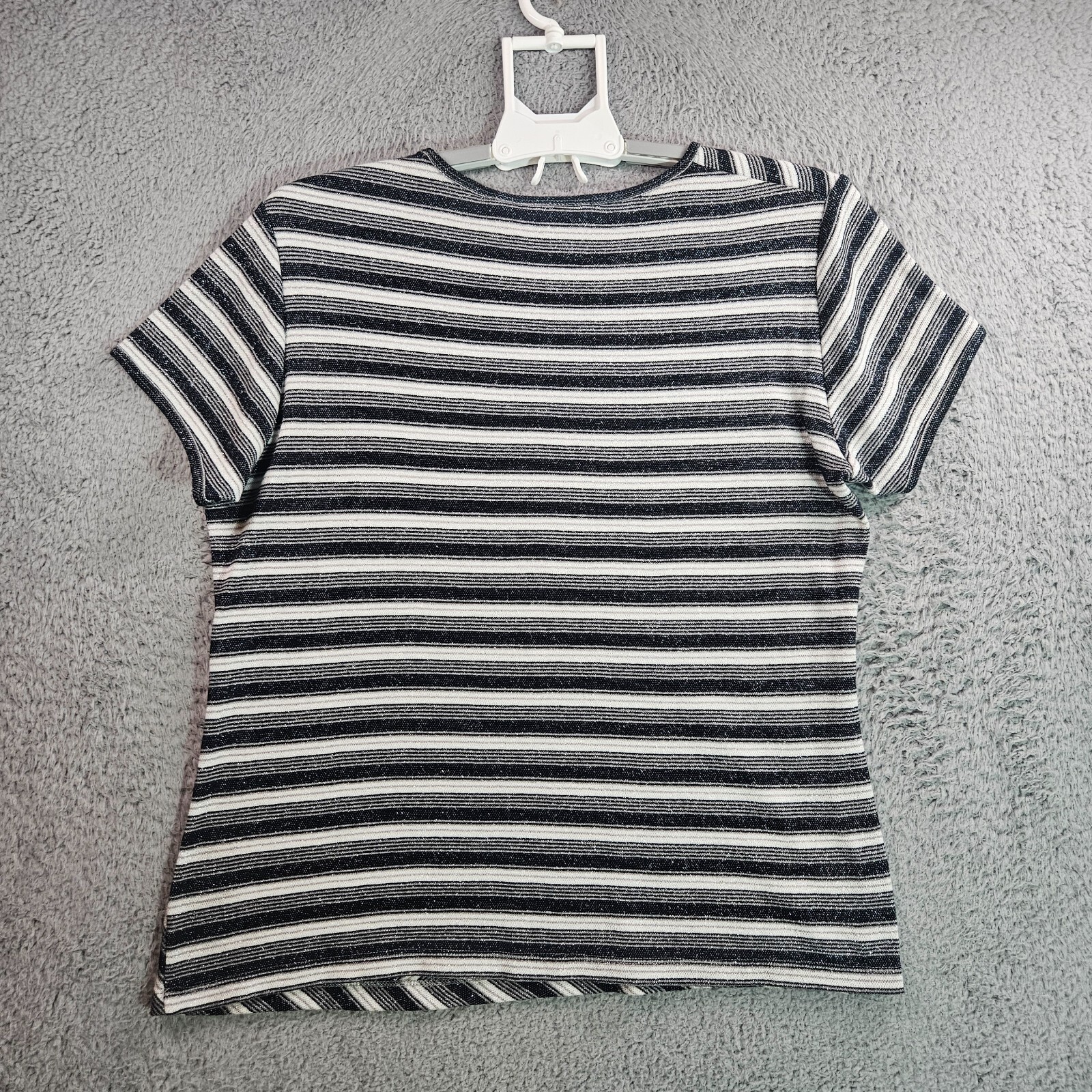 Gloria Vanderbilt Top Women Size 12 / 14 Large Knit Metallic White Black Gray