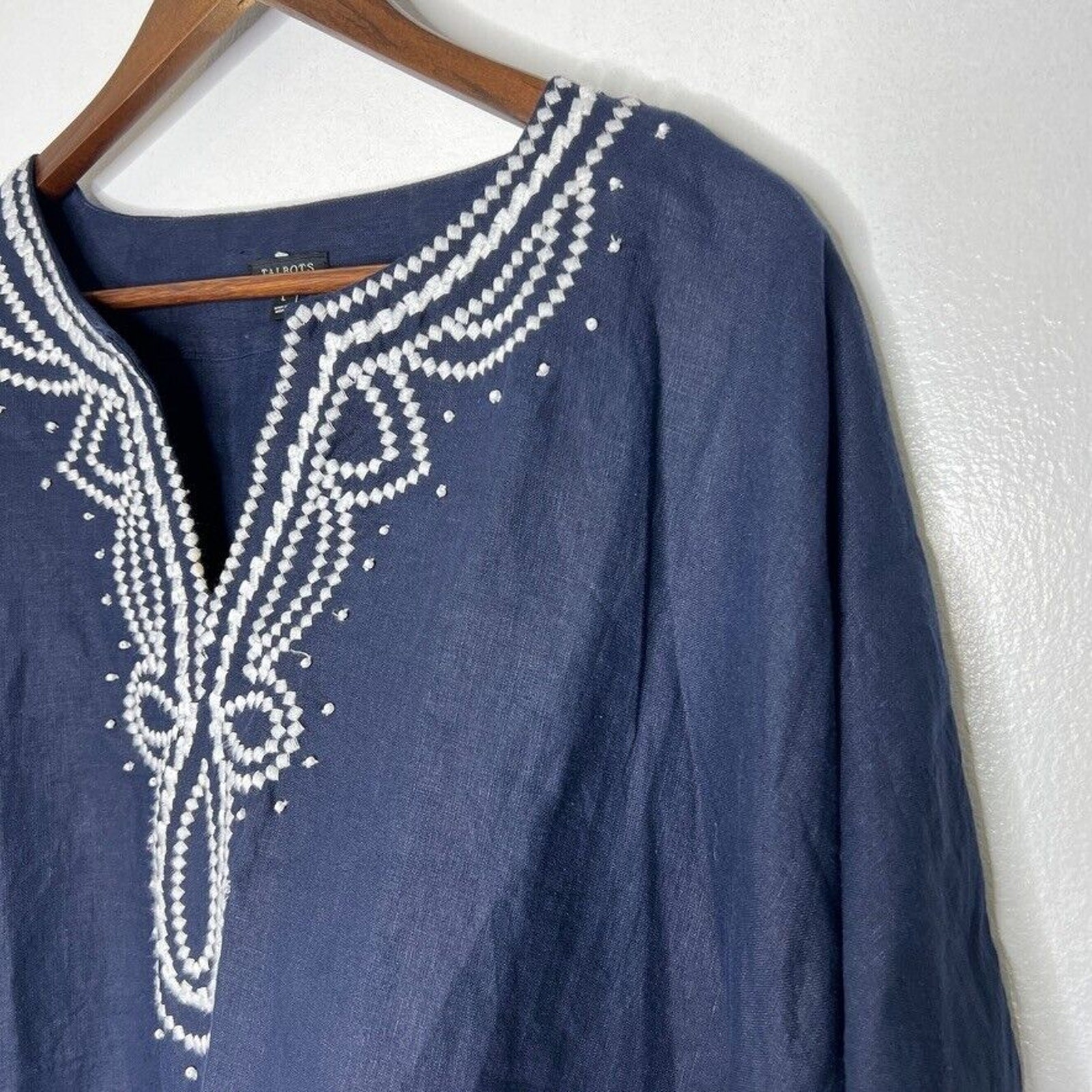 Talbots Navy Blue 100% Linen Embroidered Poncho V-neck Poncho Top L Women’s