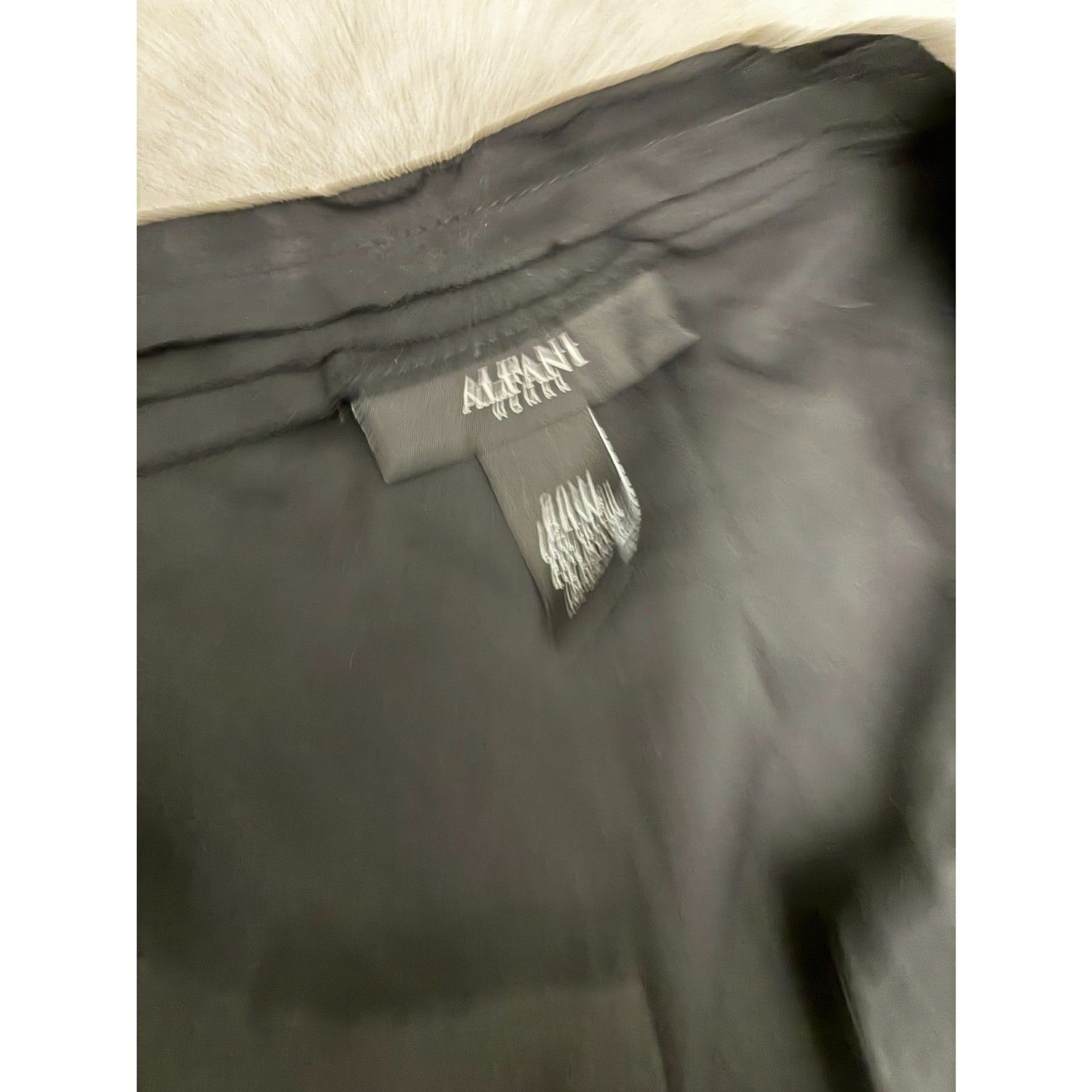 Alfani Women’s Black Sleeveless Pleated Ruffle Neck Split V-Neck Top Size 24