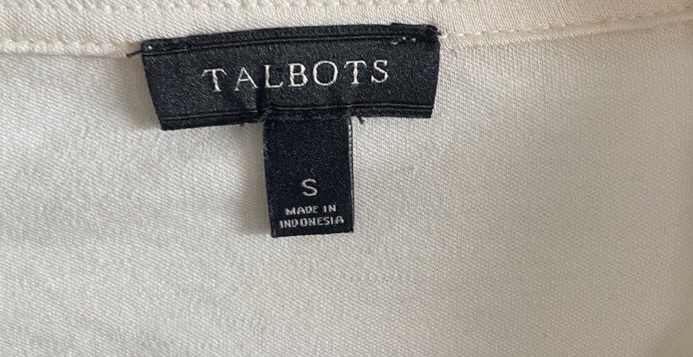 Talbots Cream Colored Collared 1/4 Button Long Sleeve Top Sz S