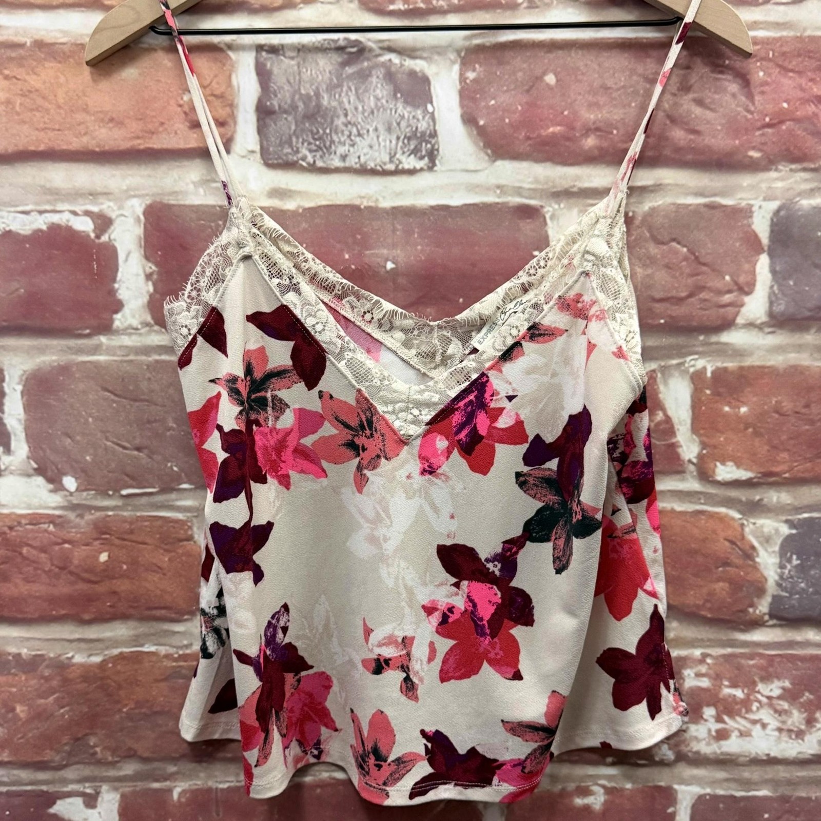 Express Crop Top Womens M Cream Multicolor Floral Lace Trim Camisole Tank Shirt