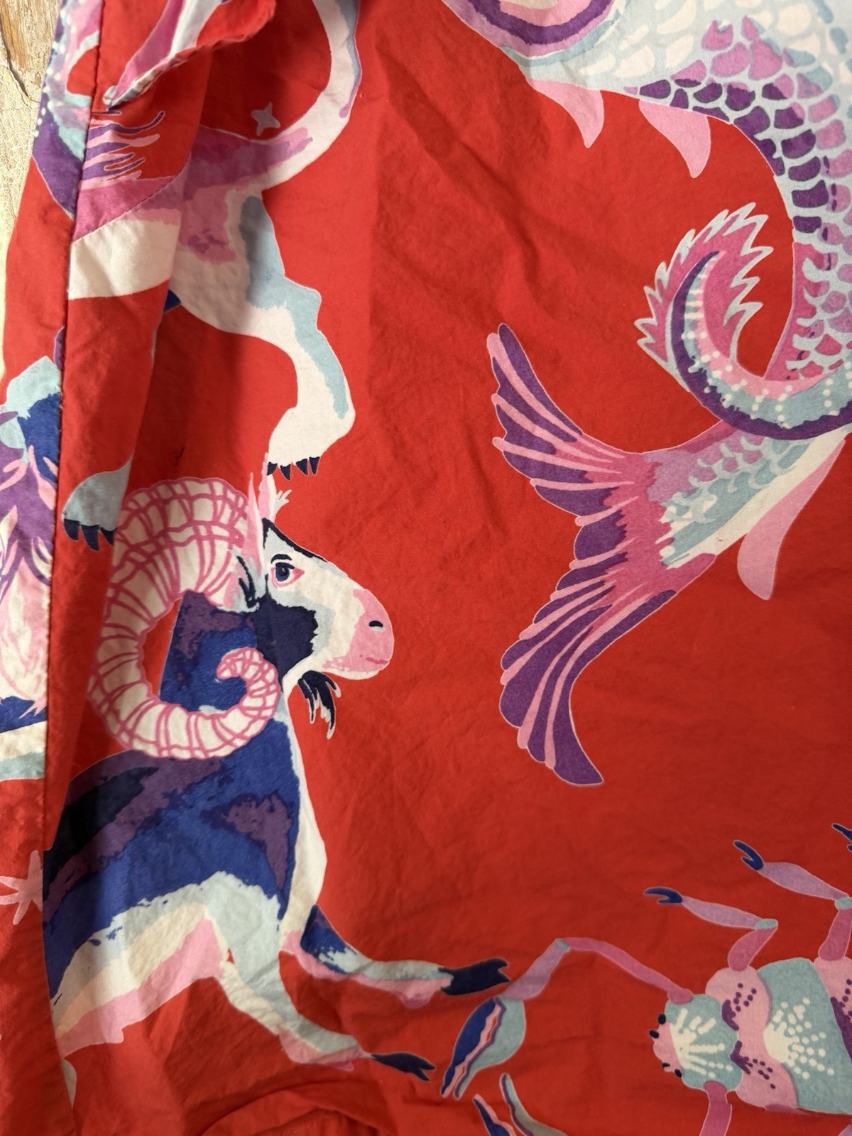 B8 Banjanan Top Women L Colorful Animals Flutter Sleeve Boho Ruffle Blouse