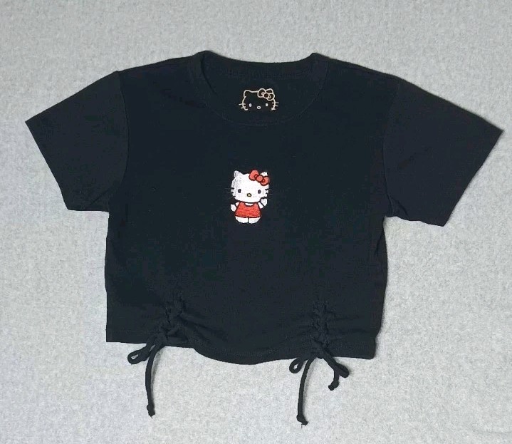 Hello Kitty Cropped Short Sleeve Shirt Womens Size Medium Black Tie Bottoms…