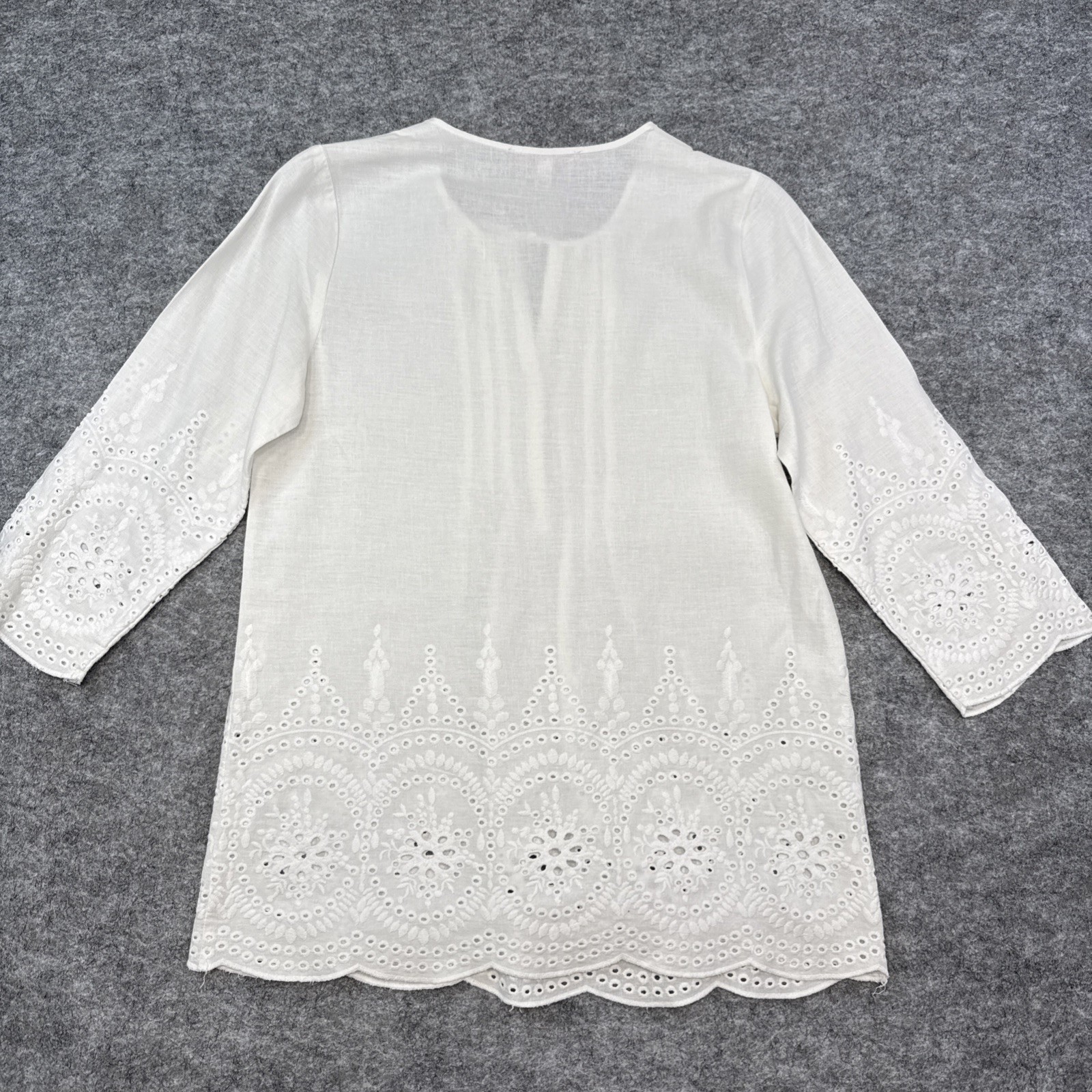 Rose and Thyme linen blend eyelet top women’s small white pleated embroidered