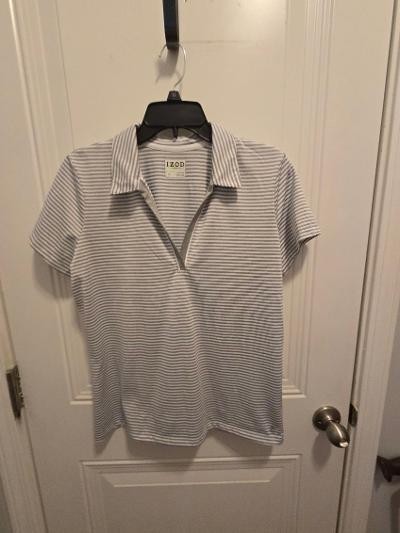 Women’s Izod Short Sleeve Gold Top – Size L Gray Striped
