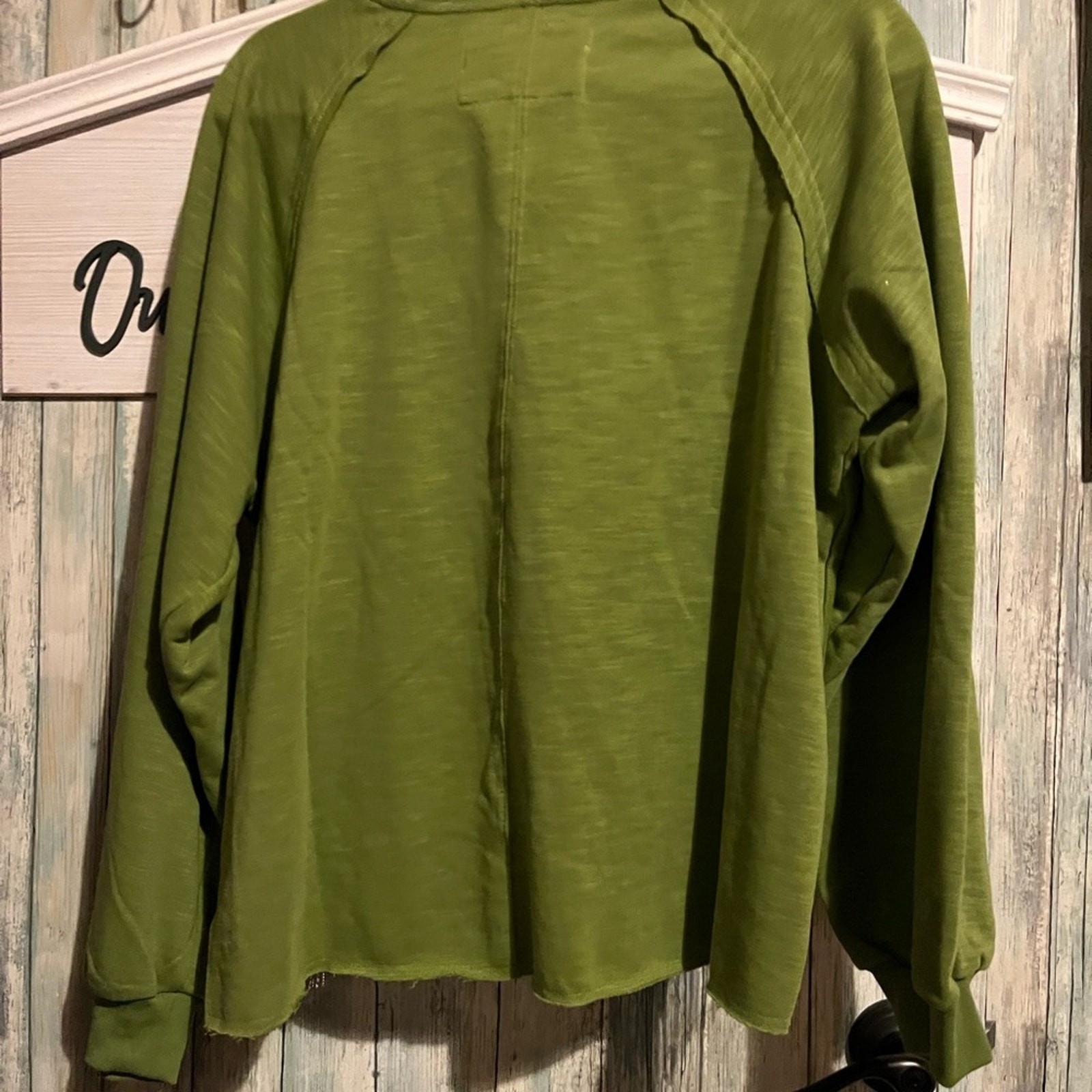 BlueVelvet L Green Knit Top with Fringe Detail