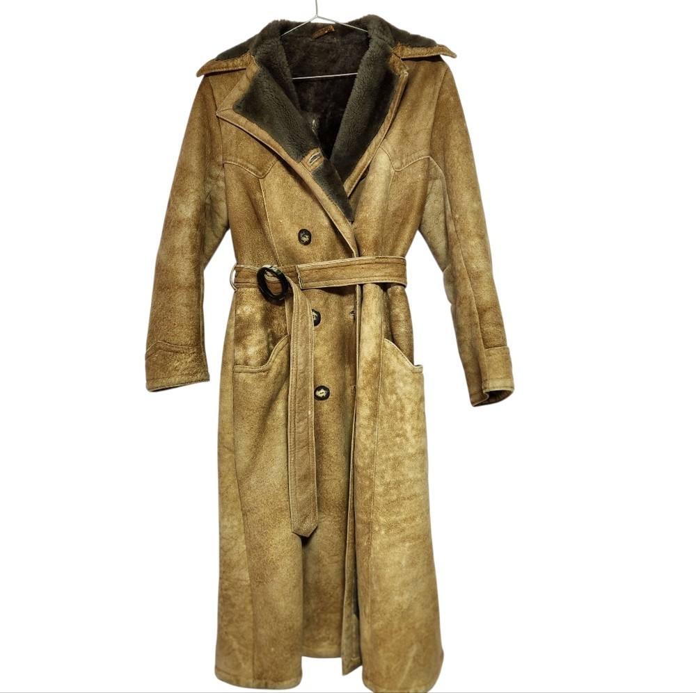 Luxurious Tan Shearling Trench Coat