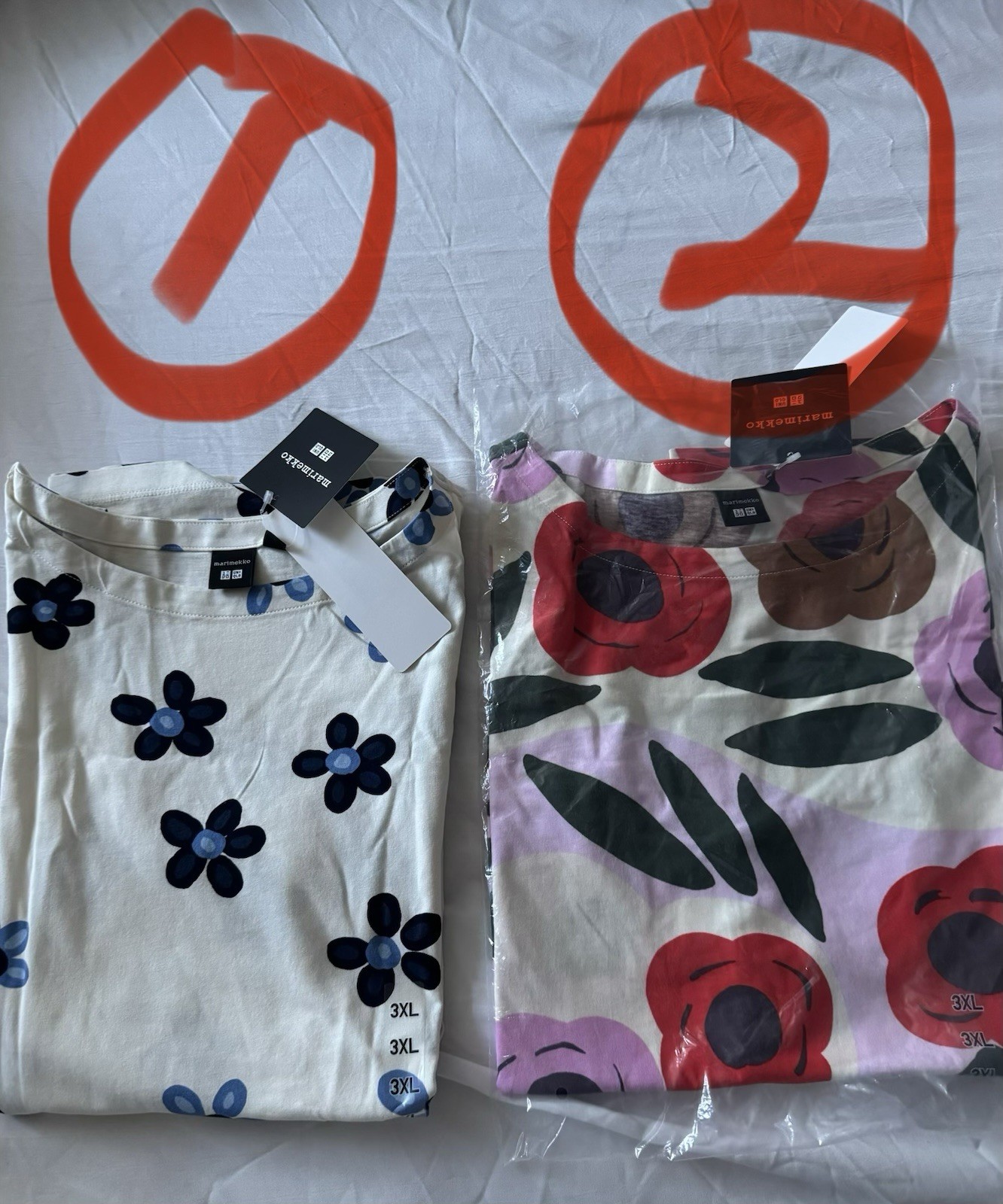 ③ Uniqlo x Marimekko Graphic Tee sleeveless 2 types Available Choose NWT