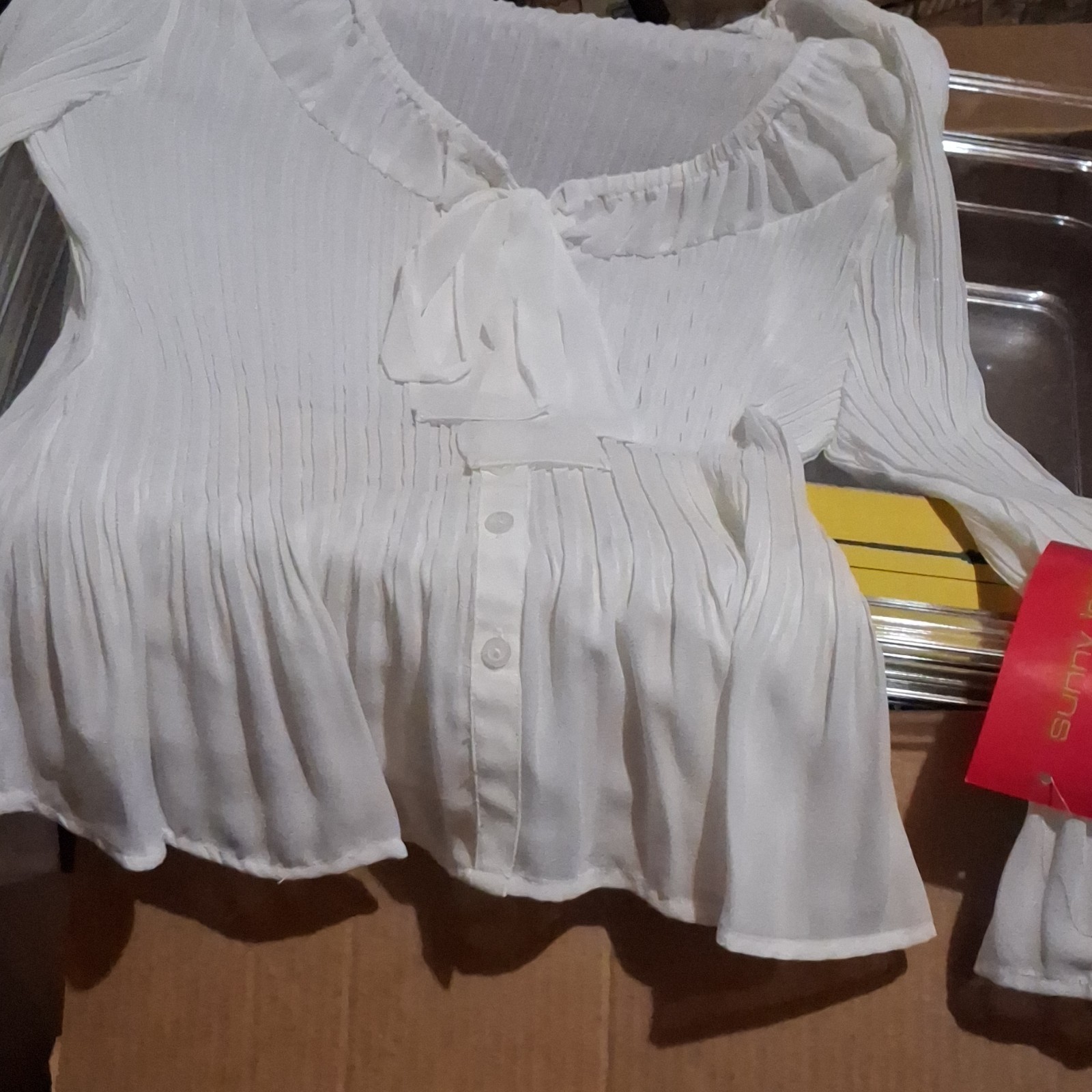 Sunny Leigh Women’s XL Ivory Pleated Long Sleeve Button Front Bow Ruffle Blouse