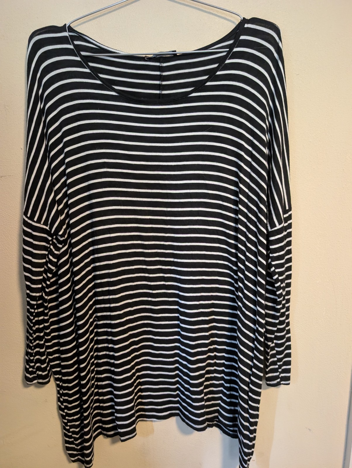 BomBom USA White w/Black Stripes Rayon Blend Stretch Top MEDIUM Oversize