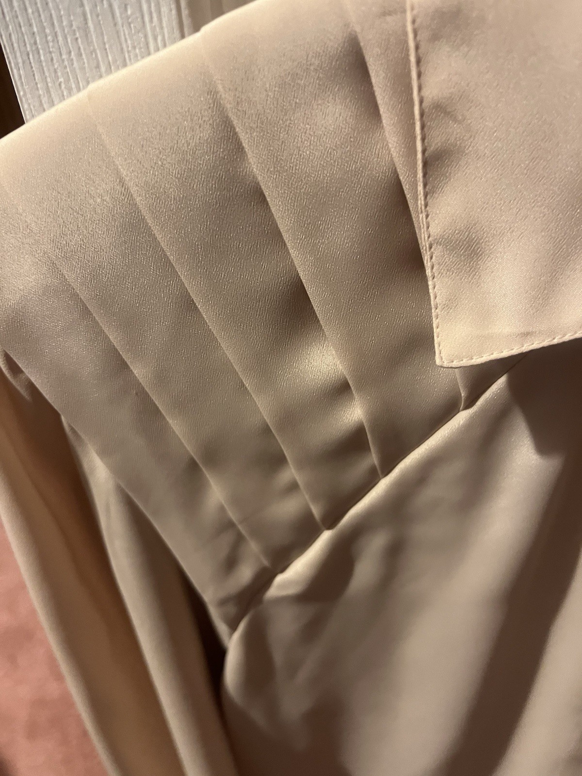 Vintage Secretary Blouse Womens 7 Beige Pleated Shoulder Button Retro Office
