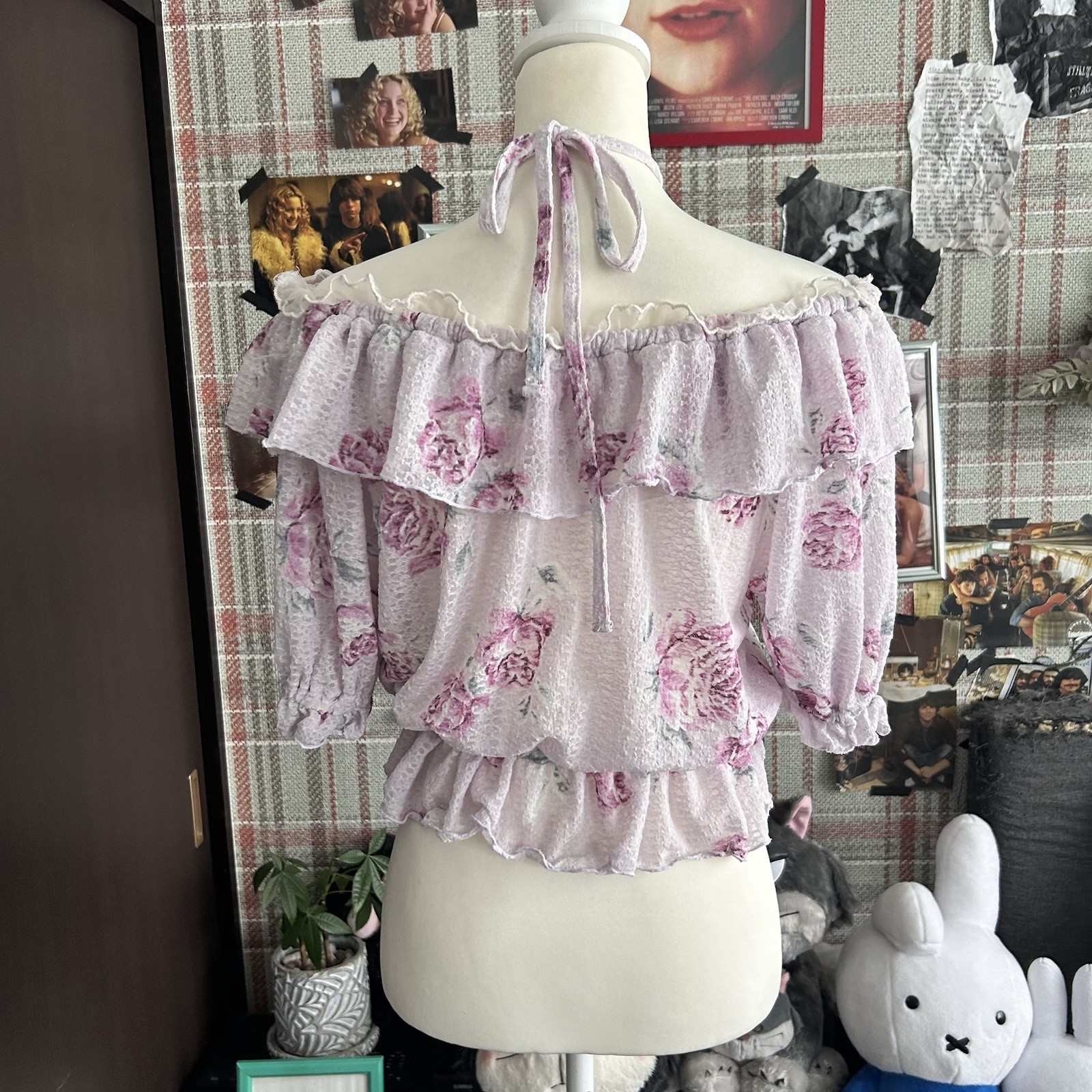 Rare LIZ LISA Vent Collection Halter Neck Off-Shoulder Sheer Lace Floral Top