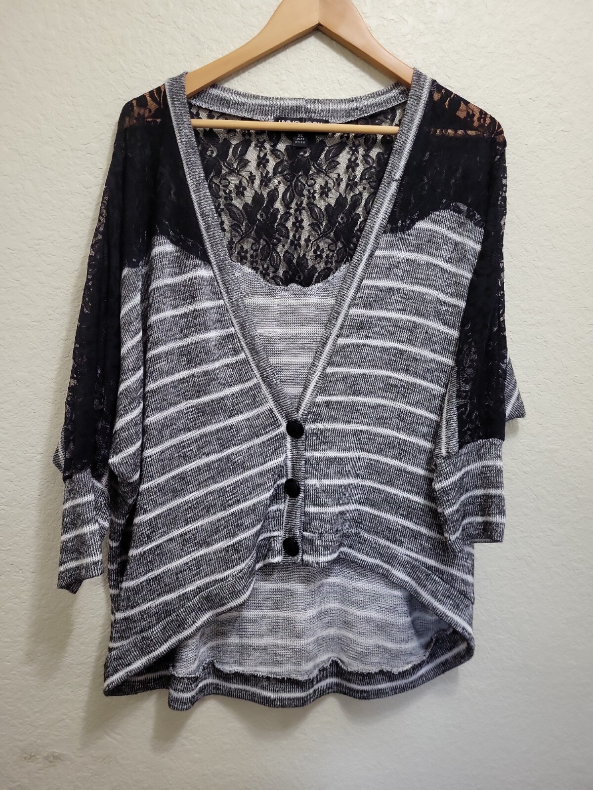 Living Doll Los Angeles XL Woman’s Black Lace w/Gray-White striped Button Srug