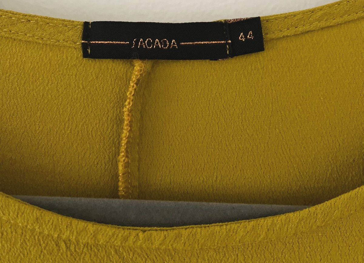 SACADA Mustard Yellow Viscose Crepe Blouse Smocked Cuffs Boho Lagenlook Top M L