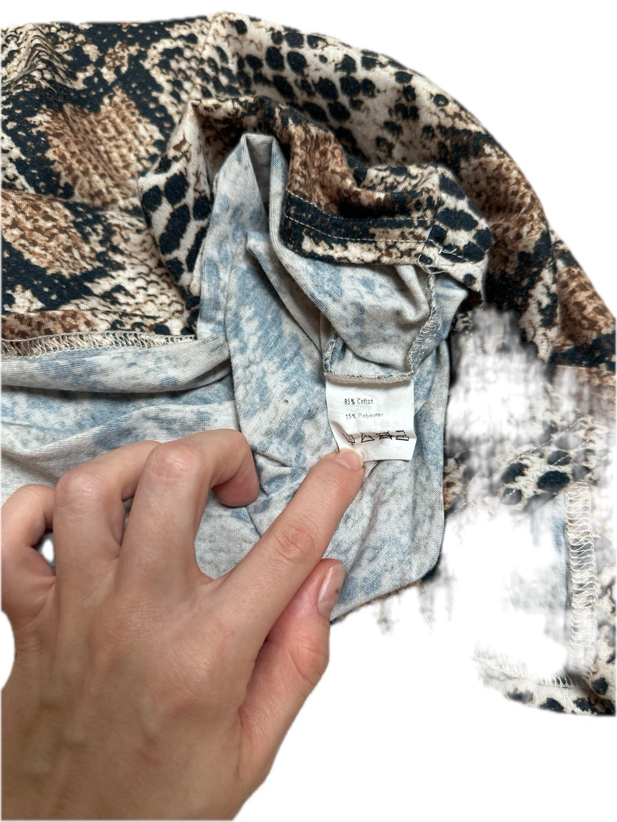 Ours Brown Snake Print Jersey Top size L short Sleeve 85%cotton