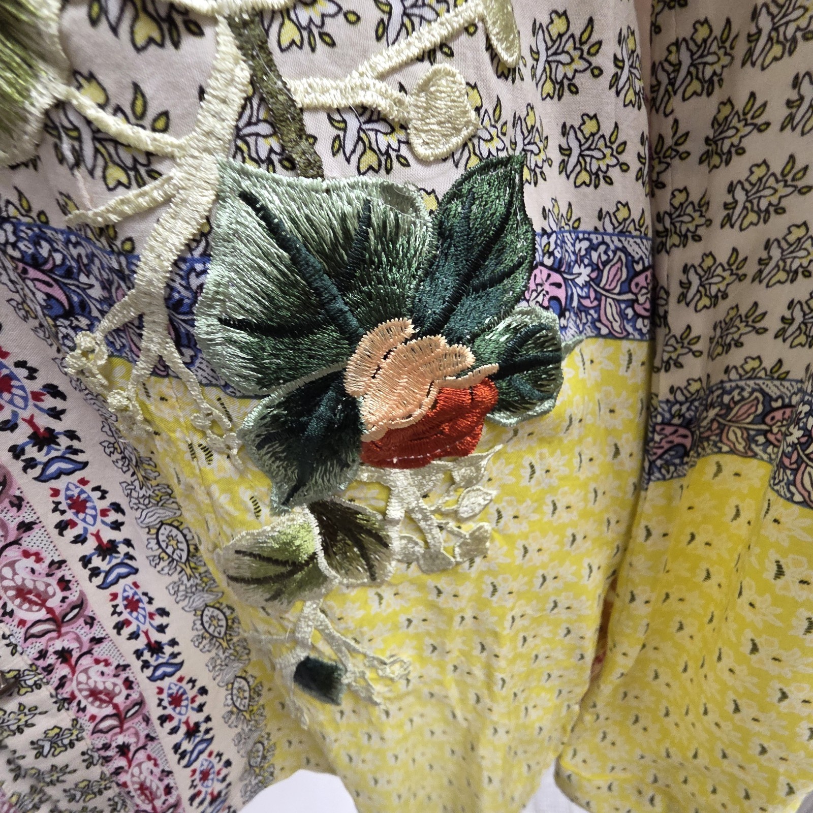 Arrata Silent Journey Yellow Floral Button Up Womens Embroidery Birds NWOT XL