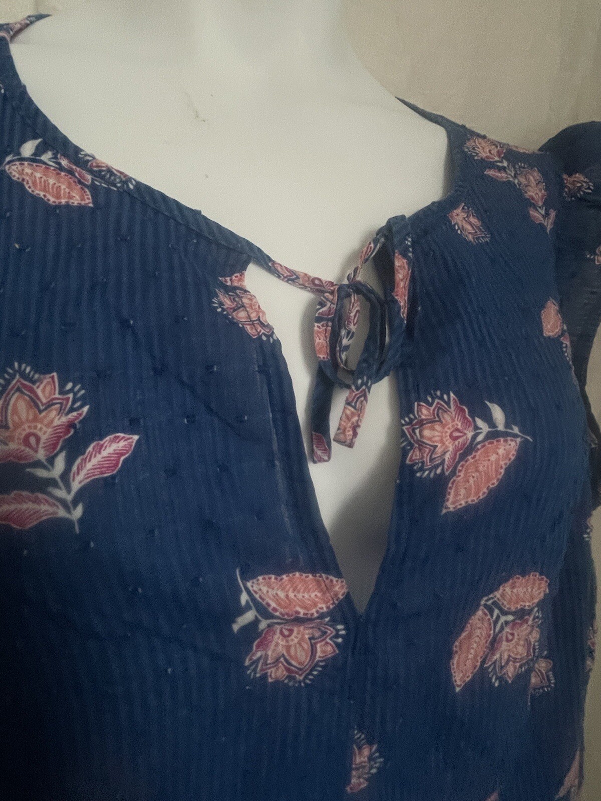 JOE FRESH Blouse Blue Pink Floral Gaze Sleeveless Ruffle Tie Neck Pullover 2X