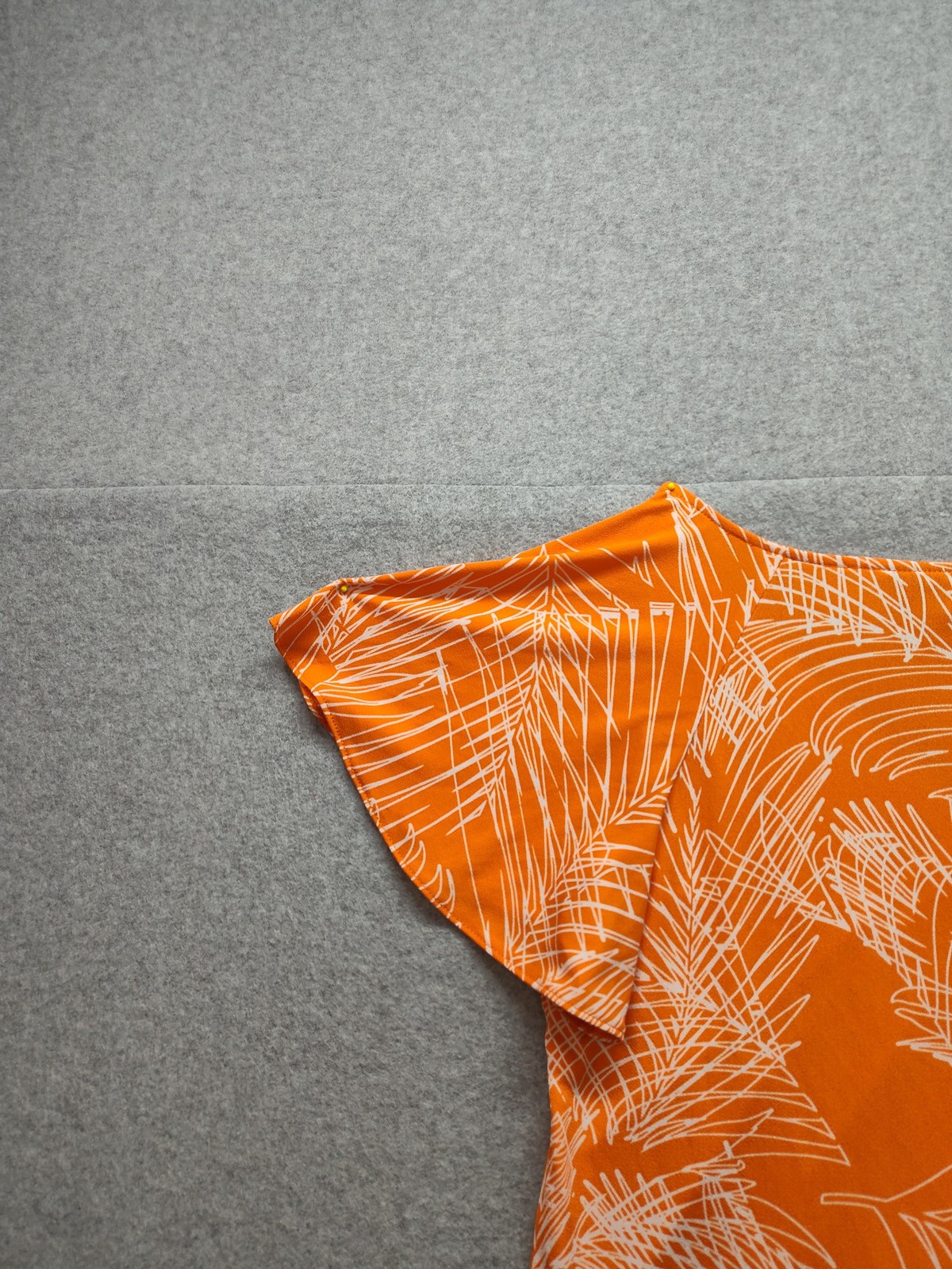 Bold Elements Shirt Womens Large Orange Surplice Wrap Flutter Sleeve Top Blouse